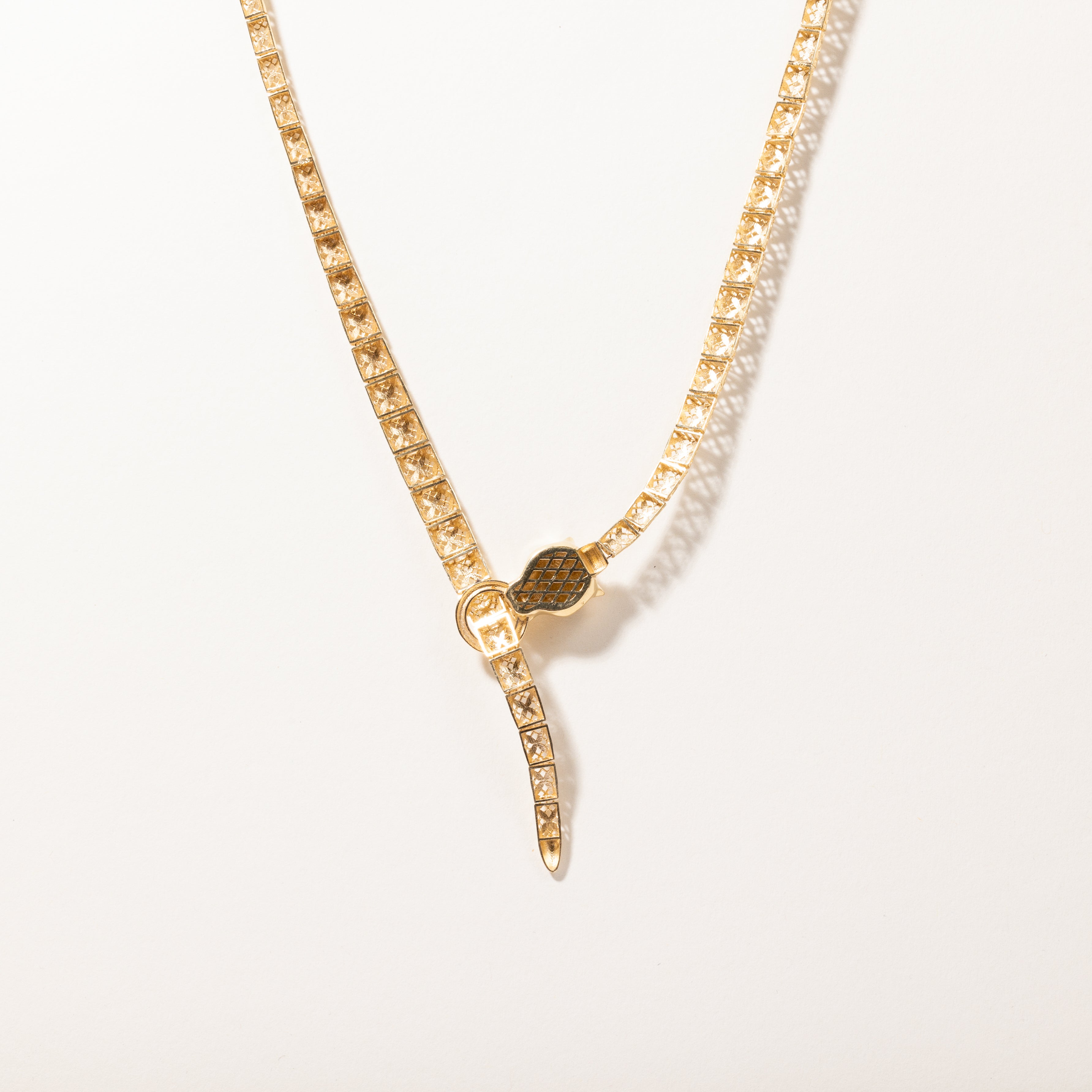 18K Yellow Gold Green Stone Panther Head Necklace for Women - Elegant Statement Jewelry for Parties, Date Nights & Special Occasions