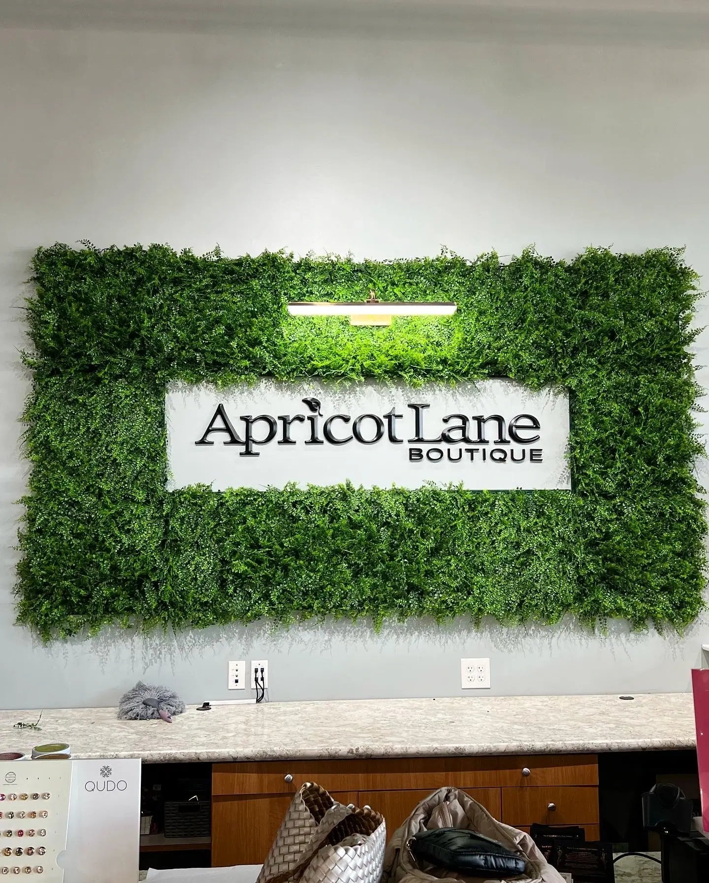 UV Resistant Artificial Fern Hedge Panel - 1m x 1m Fake Green Wall for DIY Vertical Garden | Perfect for Balcony Privacy, Office Decor & Outdoor Landscaping