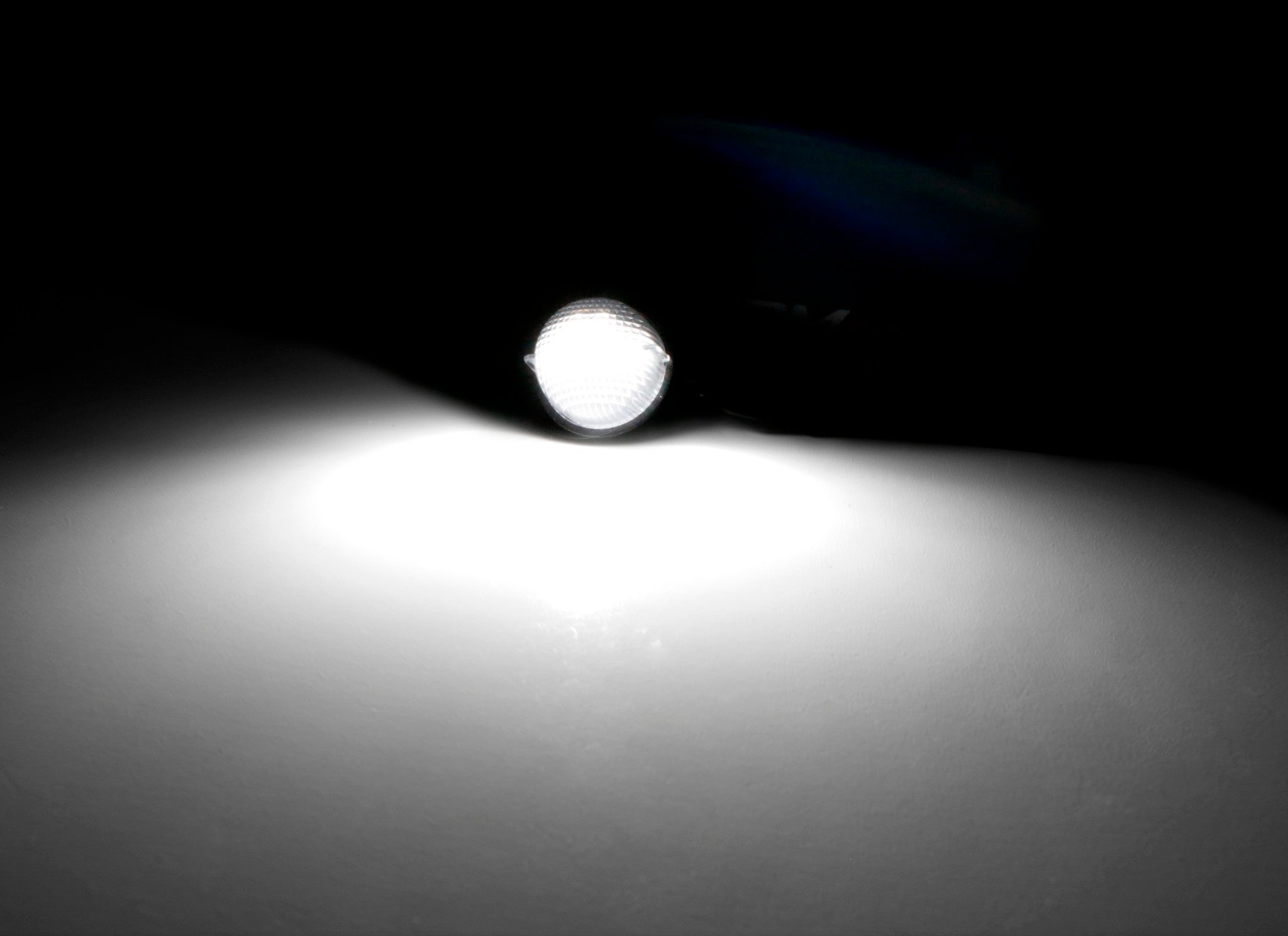 18 SMD White Full LED License Plate Lights for Suzuki Jimny, Grand Vitara, Swift - Bright & Durable Replacement Bulbs for Night Driving & Enhanced Visibility