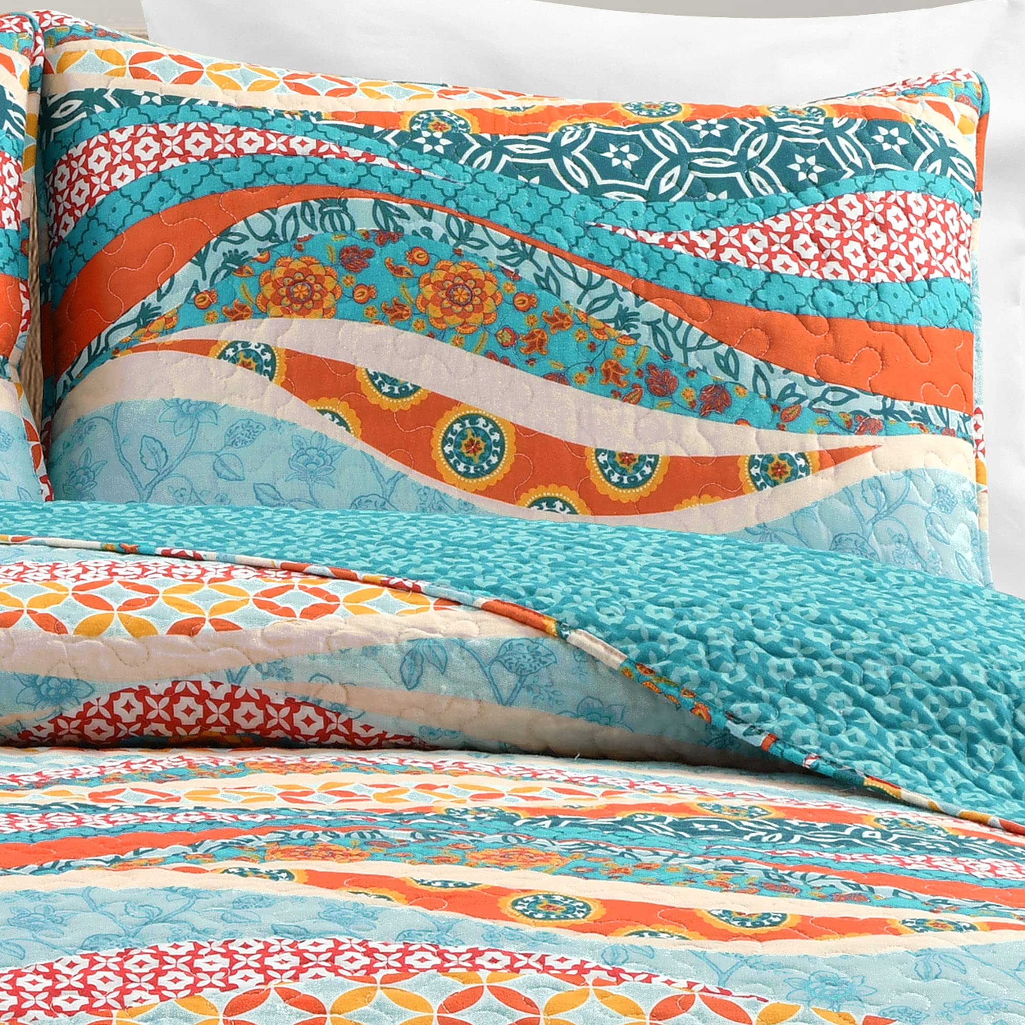 Lush Decor Hailey Reversible Quilt Set - King, Turquoise for Bedroom Decor