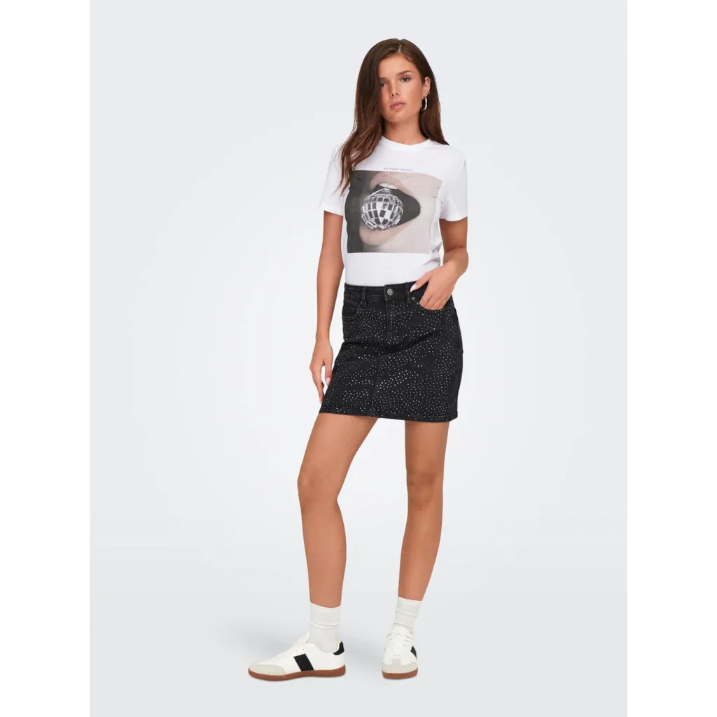 Vero Moda Melina Disco Tee - Women's Trendy Graphic T-Shirt for Casual Wear & Night Out | Perfect for Parties, Concerts & Everyday Fashion