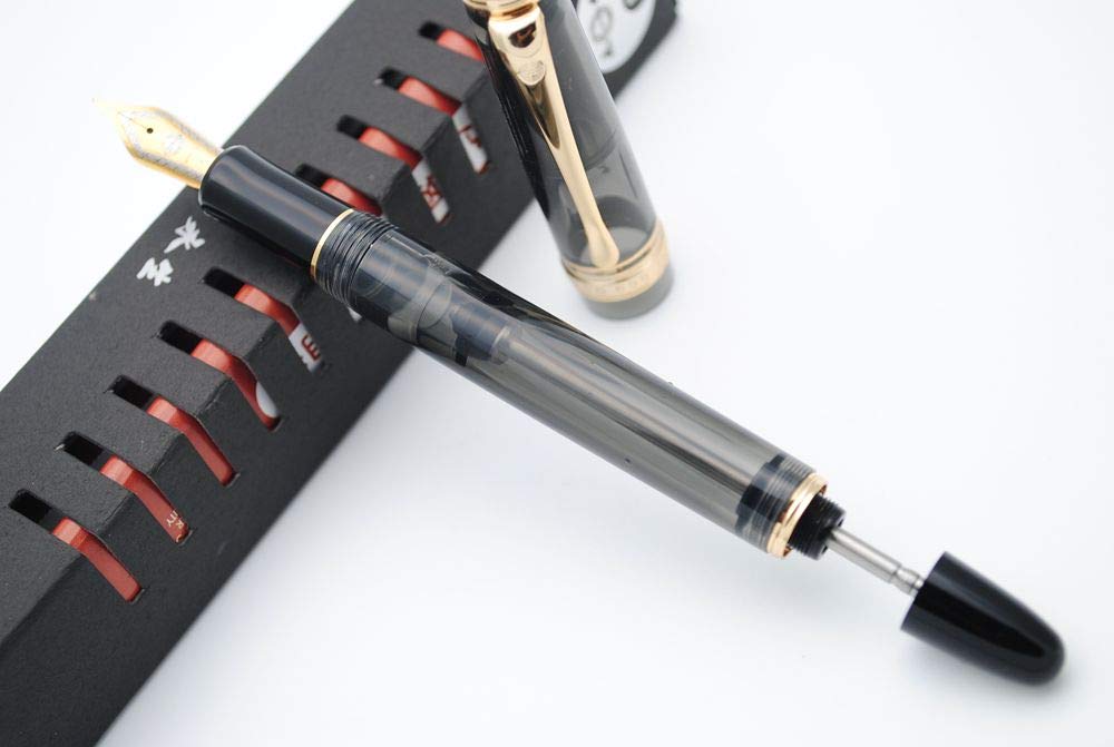 Premium Vacuum Filling Fountain Pen with 0.5mm Fine Nib - Black & Gold Design, Original Gift Box - Ideal for Calligraphy, Journaling & Professional Writing