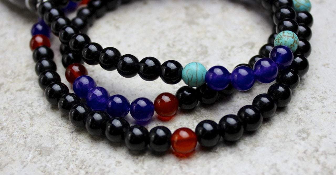 3 Eye Dzi Bead Mala Bracelet with Onyx and Amethyst - Tibetan Buddhist Prayer Beads for Meditation, Yoga & Spiritual Protection