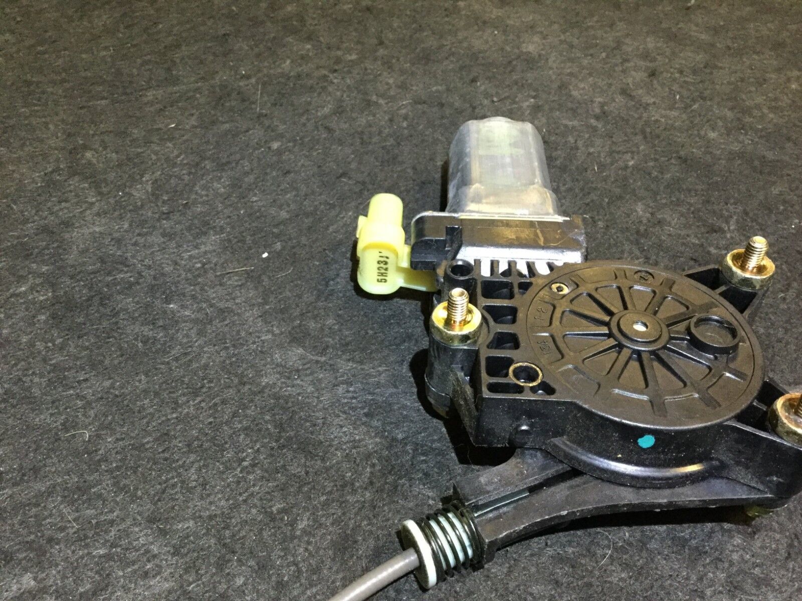 2006-2011 Kia Rio Front Left Driver Side Window Regulator with Motor - OEM Replacement Part - Perfect for Window Repair & Auto Maintenance