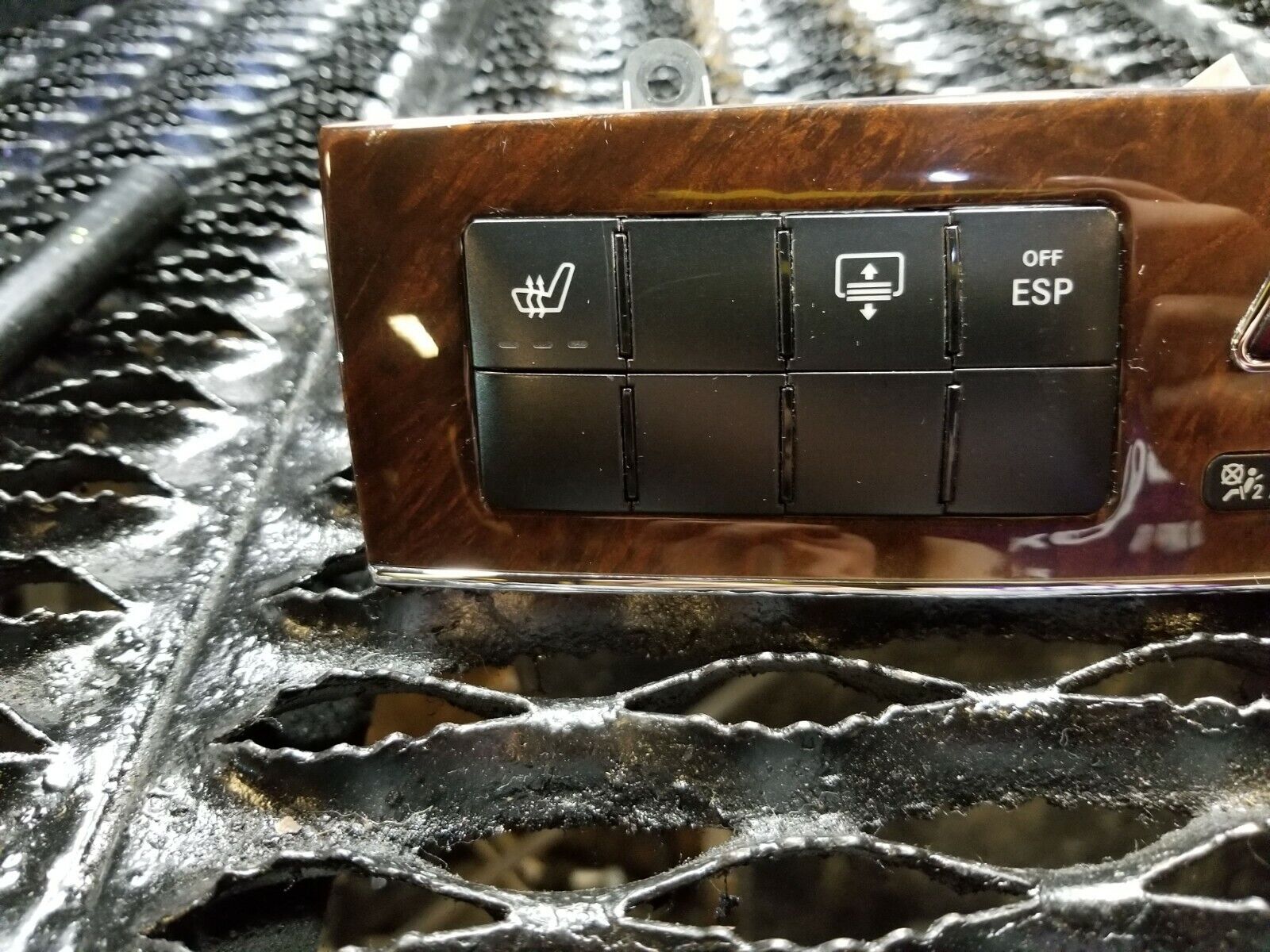 05 06 07 Mercedes W203 C350 OEM Wood Dash Hazard Switch Trim A2036808082 - Perfect for Interior Upgrades & Luxury Car Restoration