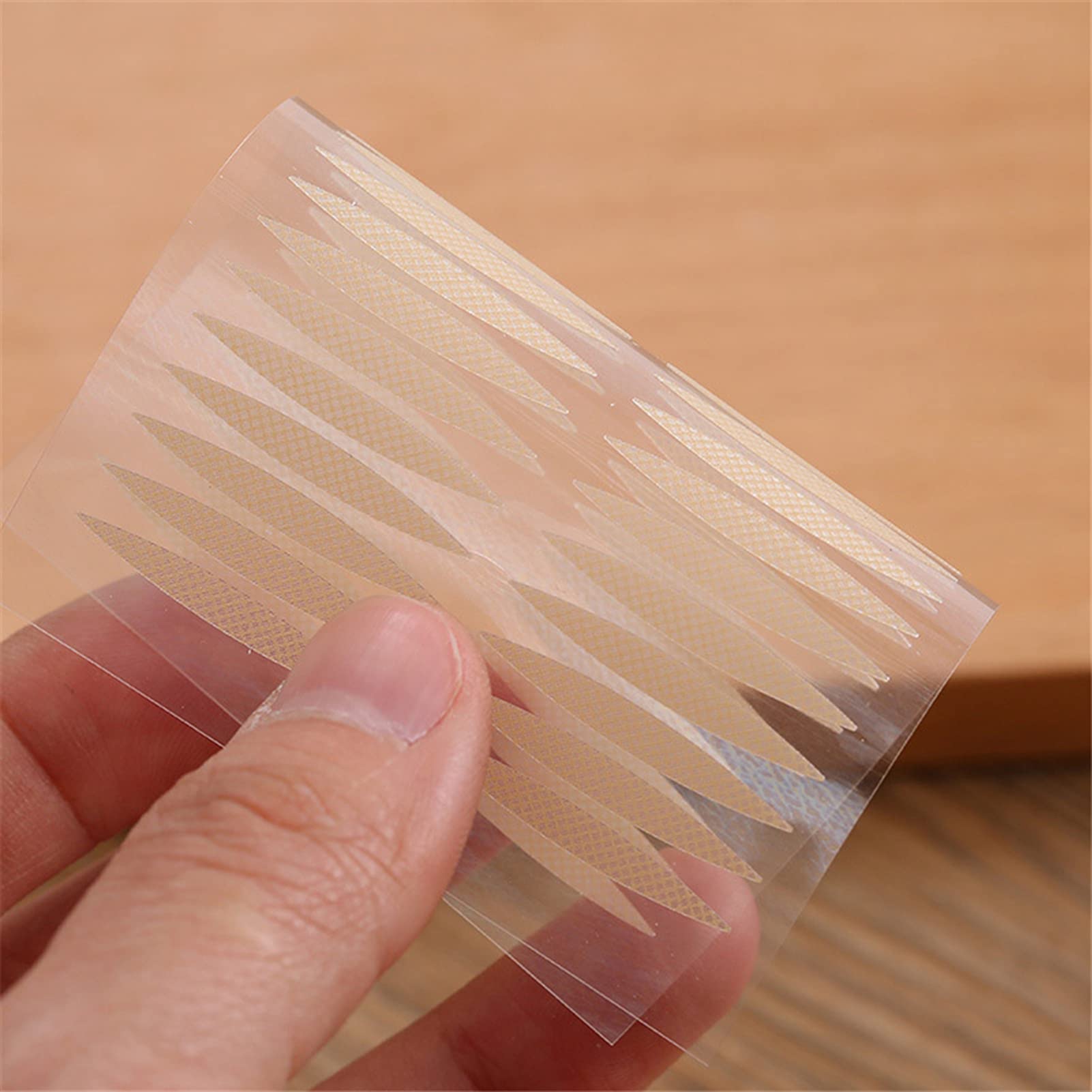 520Pcs Invisible Double Eyelid Tape Strips - Transparent Self-Adhesive Eyelid Lift for Droopy Eyelids | Wide Eyelid Stickers for Natural Eye Makeup | Perfect for Asian Monolid Enhancement & Everyday Beauty Routine