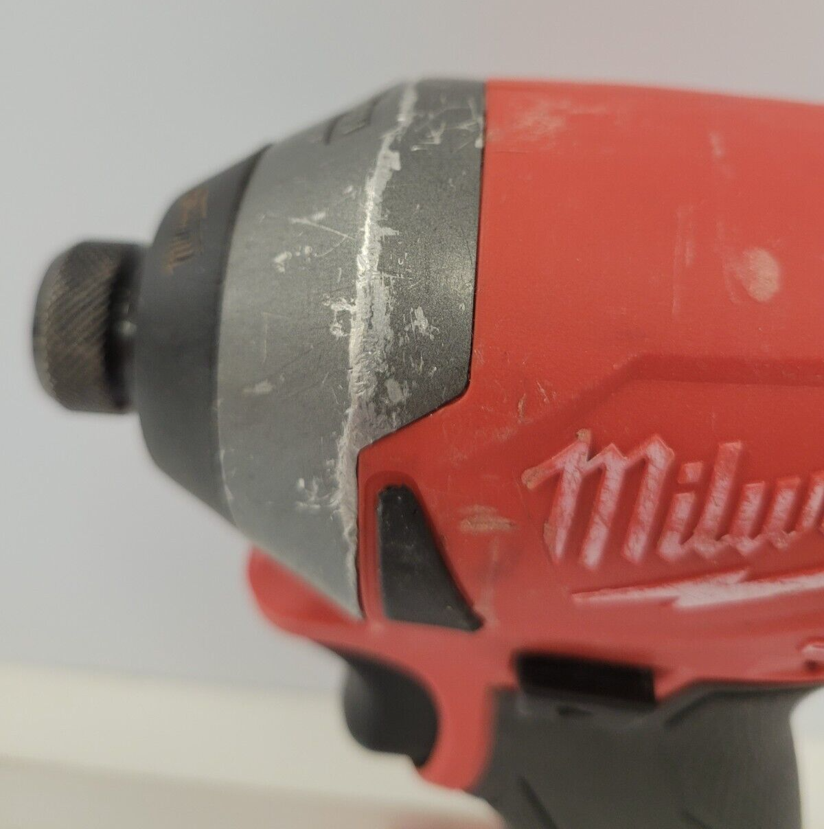 Milwaukee 2853-20 18V Cordless Impact Driver Kit with Battery & Charger - Powerful Tool for Construction, Auto Repair & DIY Projects