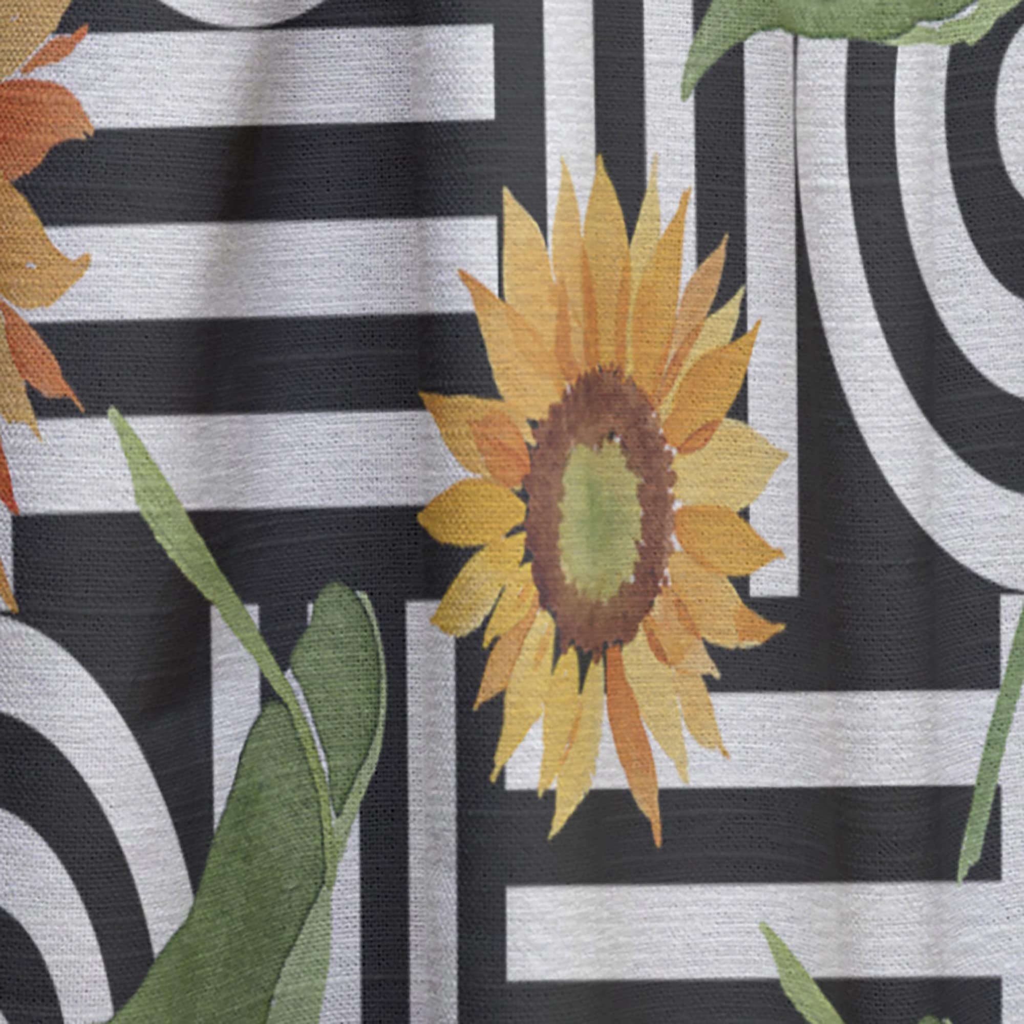 DesignQ Retro Floral Botanical II Thermal Insulated Curtains - Single Panel 52x84 - Elegant Window Treatments for Bedroom & Living Room | Perfect for Home Decor, Privacy & Energy Efficiency