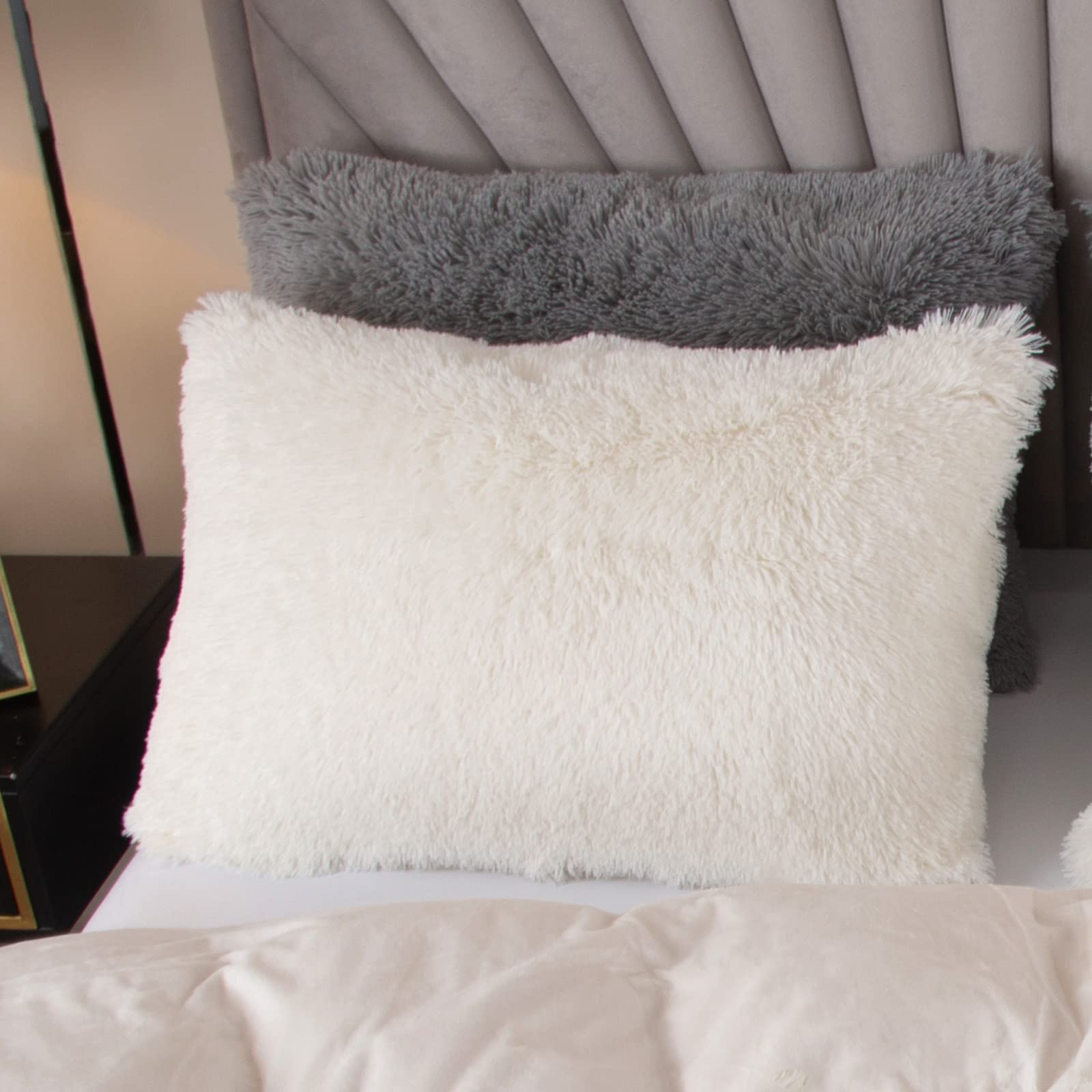 Luxury EMME Plush Shaggy White Duvet Cover Set - Queen Size 3-Piece Fuzzy Comforter Cover, Ultra Soft Fluffy Bedding for Cozy Winter Nights (White, Queen) - Perfect for Master Bedroom, Guest Room & Airbnb Stays