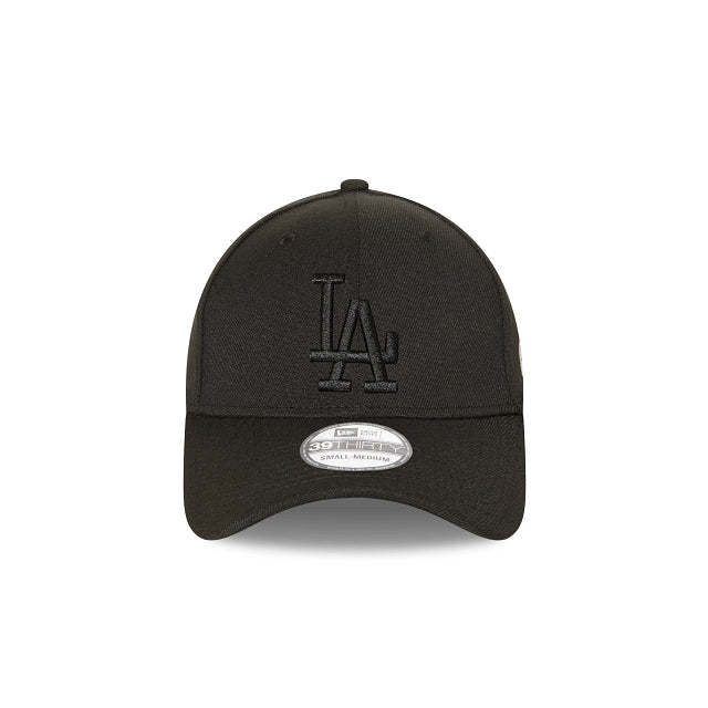New Era Los Angeles Dodgers Black on Black 39THIRTY Stretch Fit Baseball Cap - Adjustable Snapback Hat for Men & Women - Perfect for Baseball Games, Sports Events & Streetwear Fashion