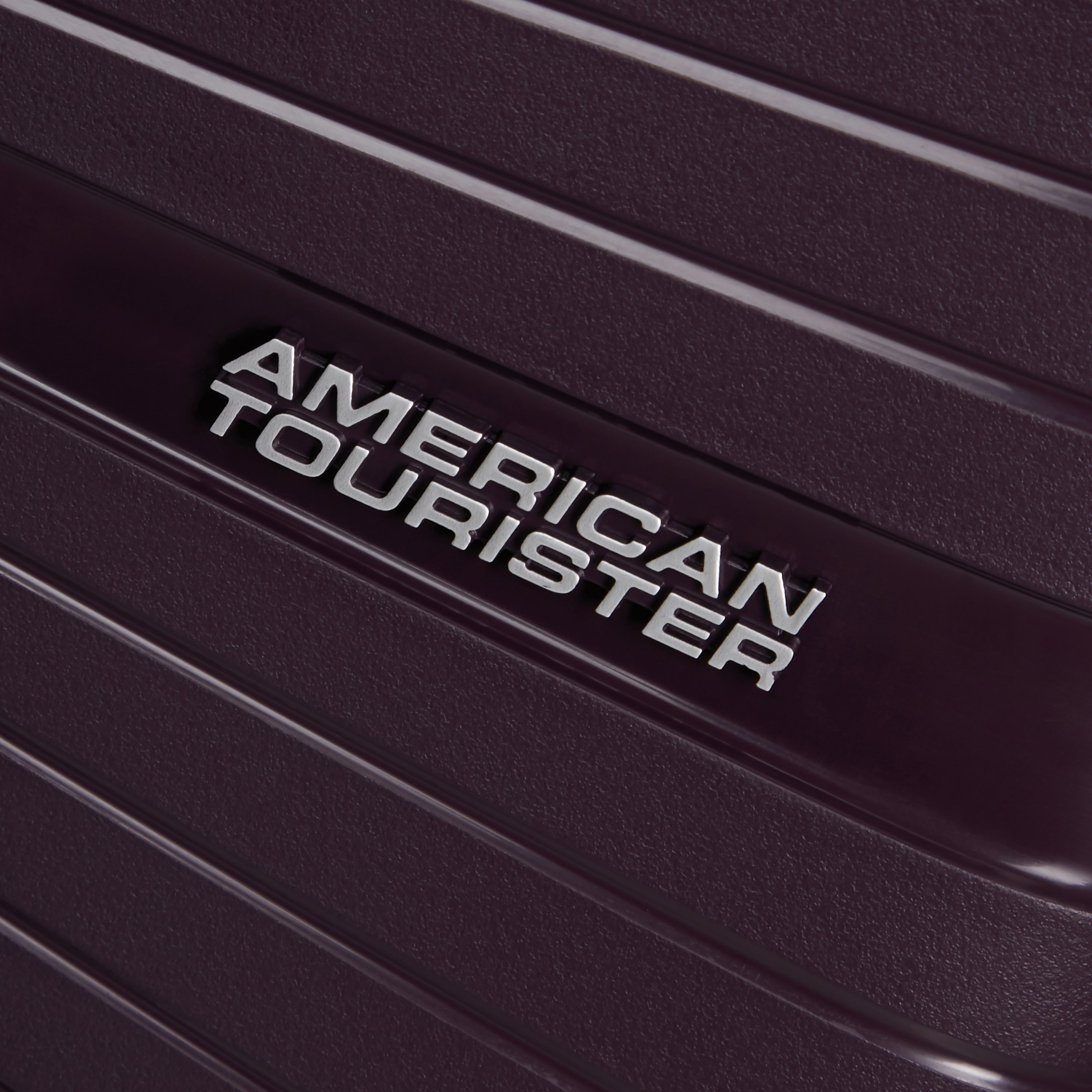 American Tourister Airconic 3-Piece Expandable Spinner Luggage Set with TSA Lock - Lightweight Hardshell Suitcases for Travel, Business Trips & Family Vacations