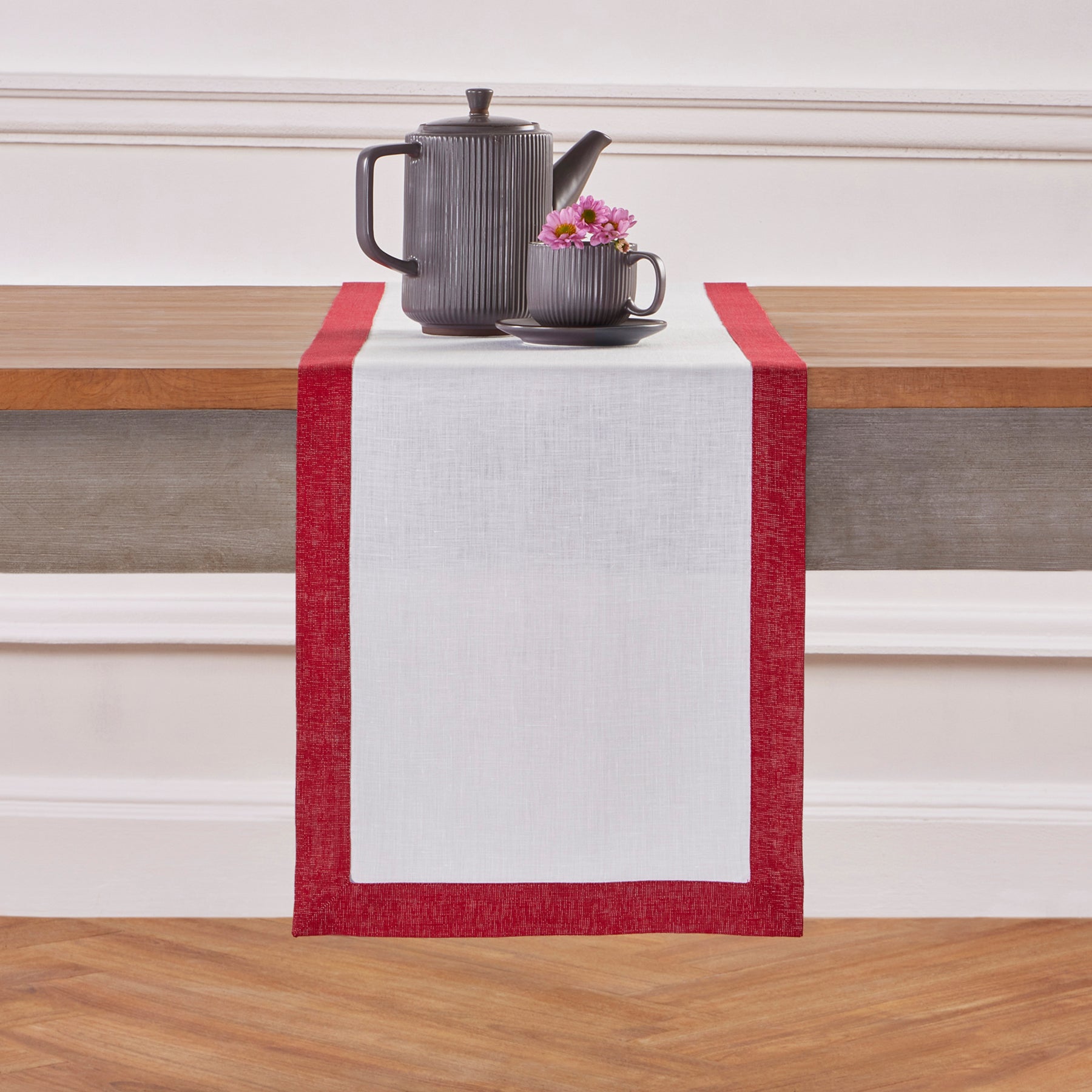 Festive Edge Table Runner - Elegant Holiday Dining Decor for Christmas, Thanksgiving & Parties | Perfect for Home, Events & Special Occasions