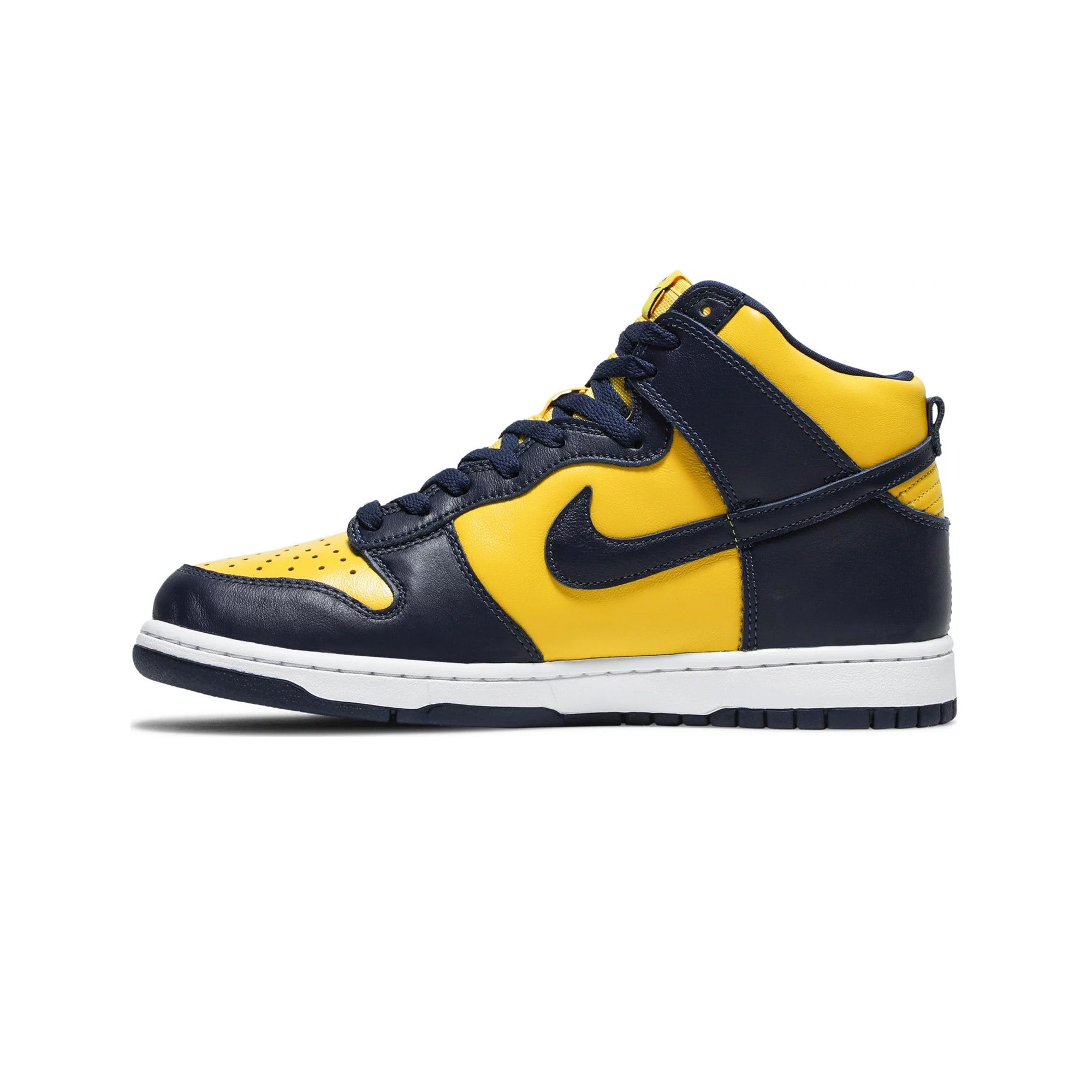 Nike Dunk High 'Michigan' Basketball Shoes (2020) - Retro Style Sneakers for Men, Streetwear Fashion & Casual Wear