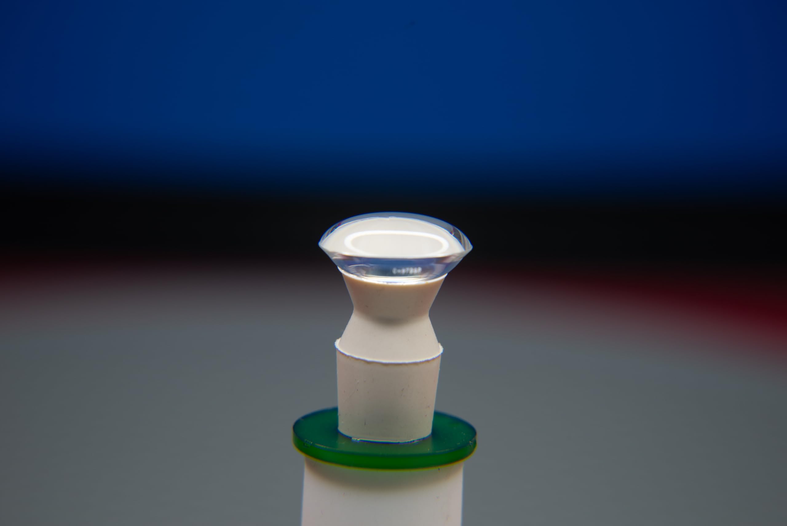 Premium Stack-SL1 Scleral Lens Inserter System – Quick Alignment, Bubble-Free Application, Durable & Watertight Design with Focused Light – Ideal for Eye Care Professionals & Contact Lens Specialists