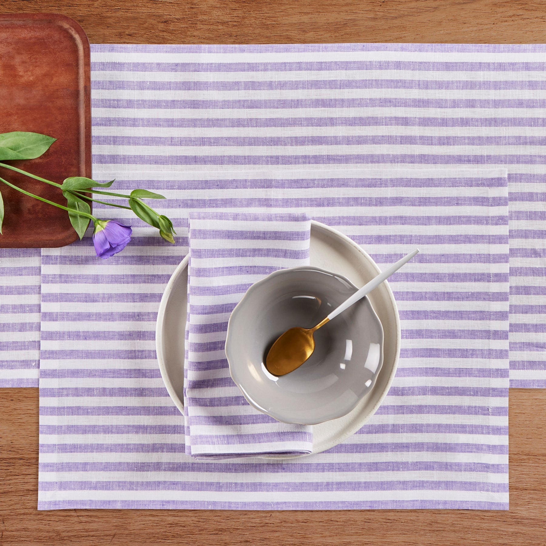 Amalfi Stripe Table Runner - Elegant Dining Decor for Weddings, Parties & Holiday Tablescapes