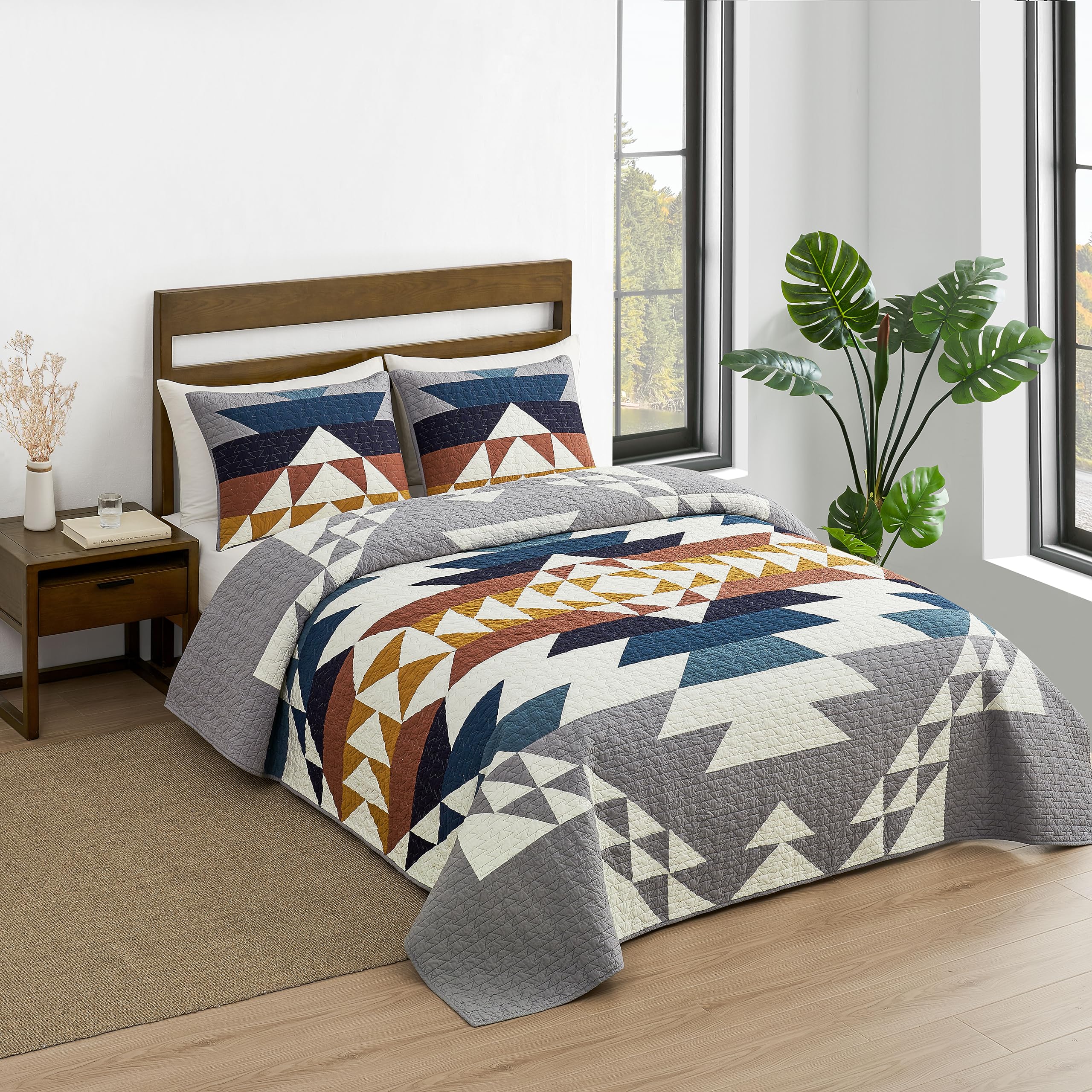 **PENDLETON 29272 Explorer California King Quilt Coverlet Set - Soft Cotton Reversible Bed Cover, Rustic Home Decor, Luxury Bedspread, Cozy Lightweight Quilt with Pillow Shams - King Size, Grey - Perfect for Master Bedroom, Guest Room & Cabin Retreat**