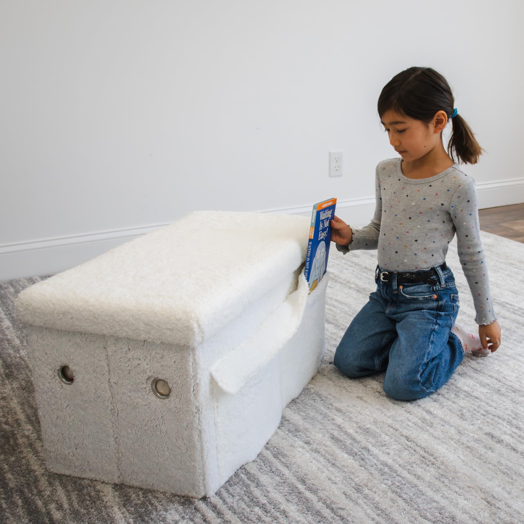 Humble Crew Shaggy Sherpa Collapsible Toy Storage Box Ottoman Bench with Lid - White | Kids Room Organization, Nursery Storage & Playroom Decor