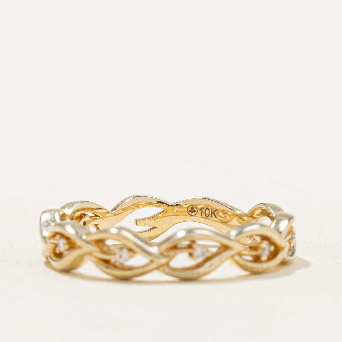 10K White Gold Semi Eternity Diamond Vine Ring - 0.03ctw Total Weight - Size 6.5 - Perfect for Anniversary Gifts, Engagement Rings & Special Occasions