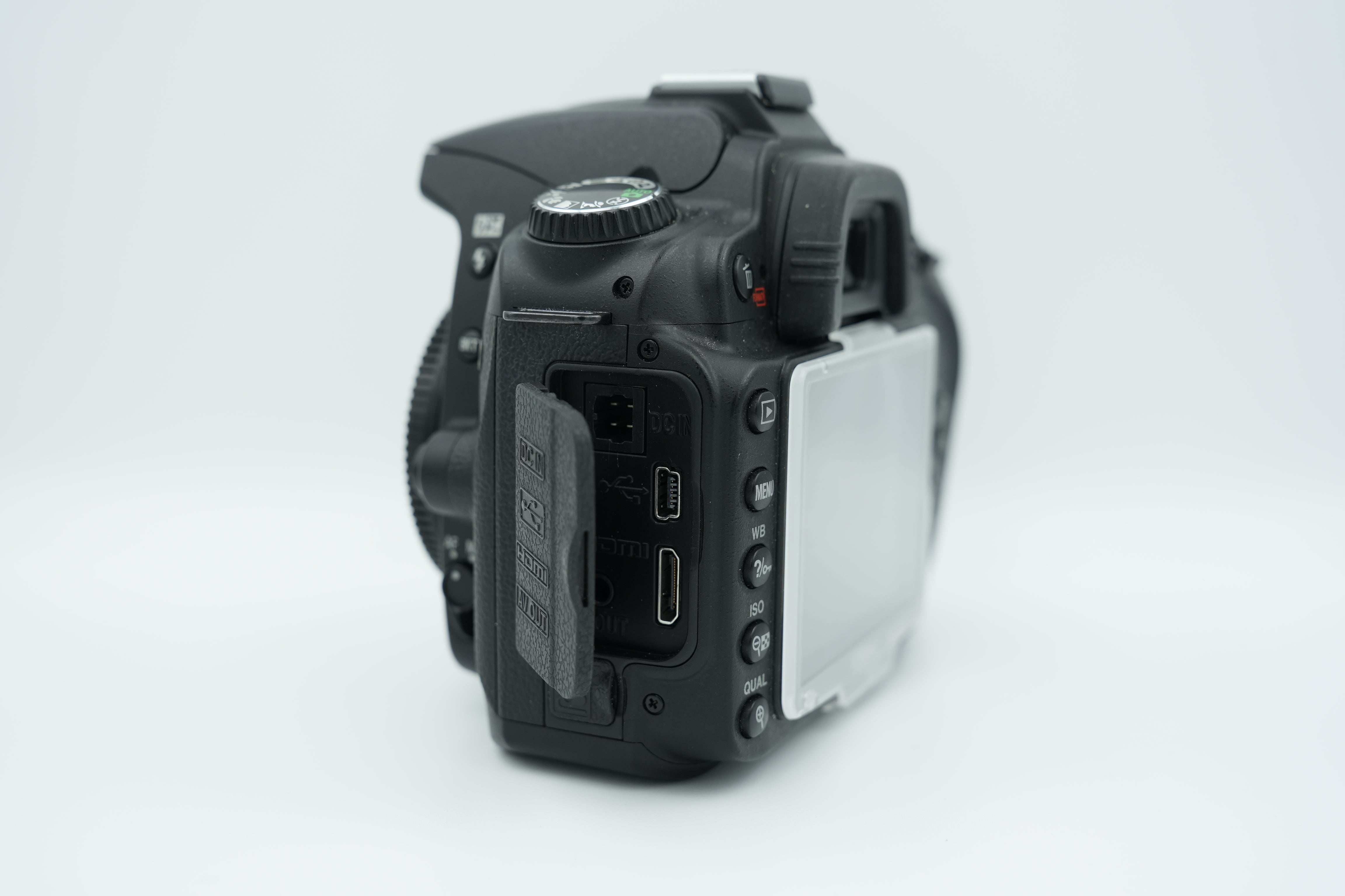 Refurbished Nikon D90 DSLR Camera Body - Professional Photography, Vlogging & Travel Shoots