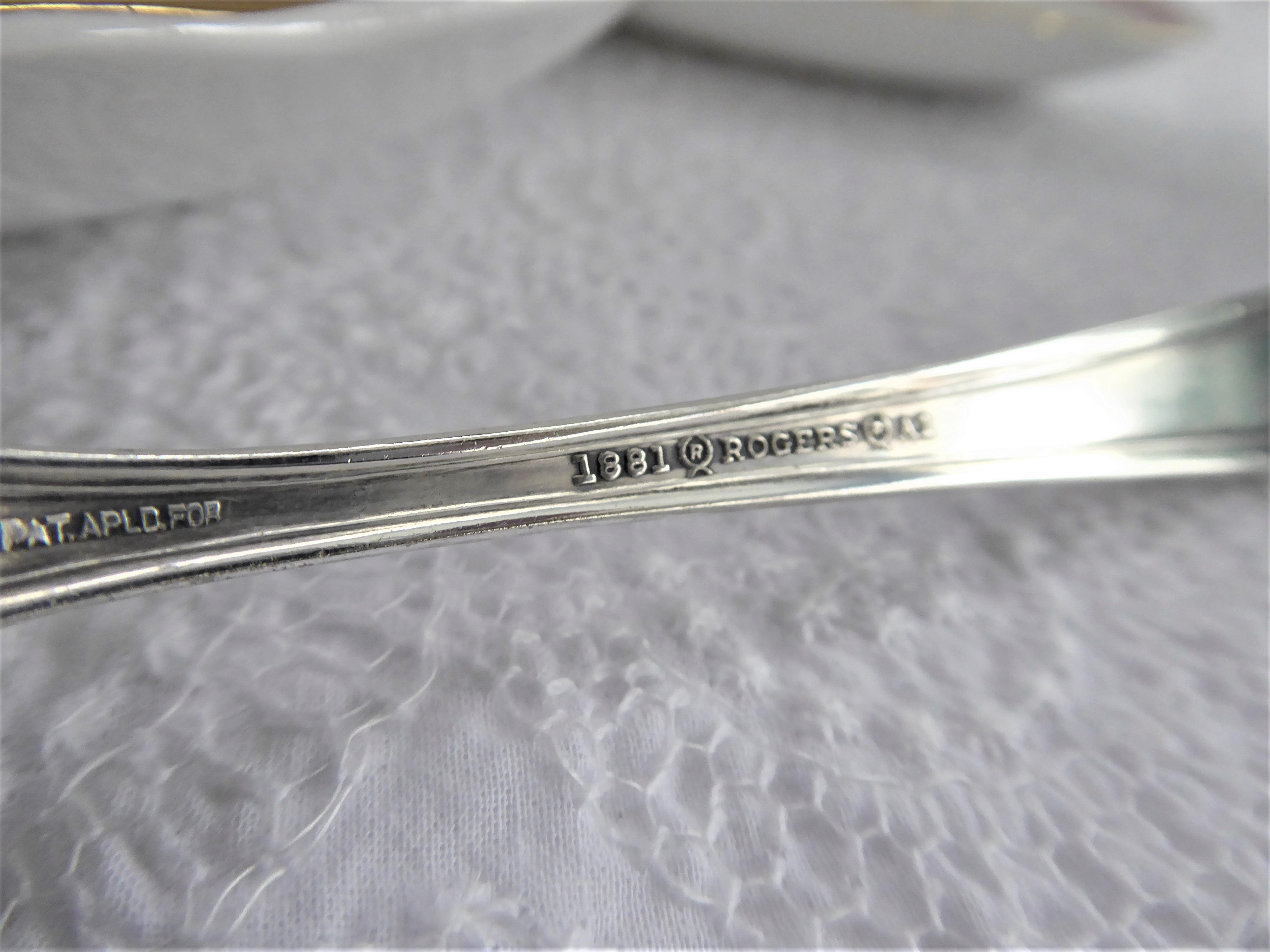 Vintage Rogers Silverplate Tea Infuser Spoon - 1930s Style Tea Strainer for Loose Leaf Tea - Perfect for Tea Lovers, Home Brewing & Gift Giving