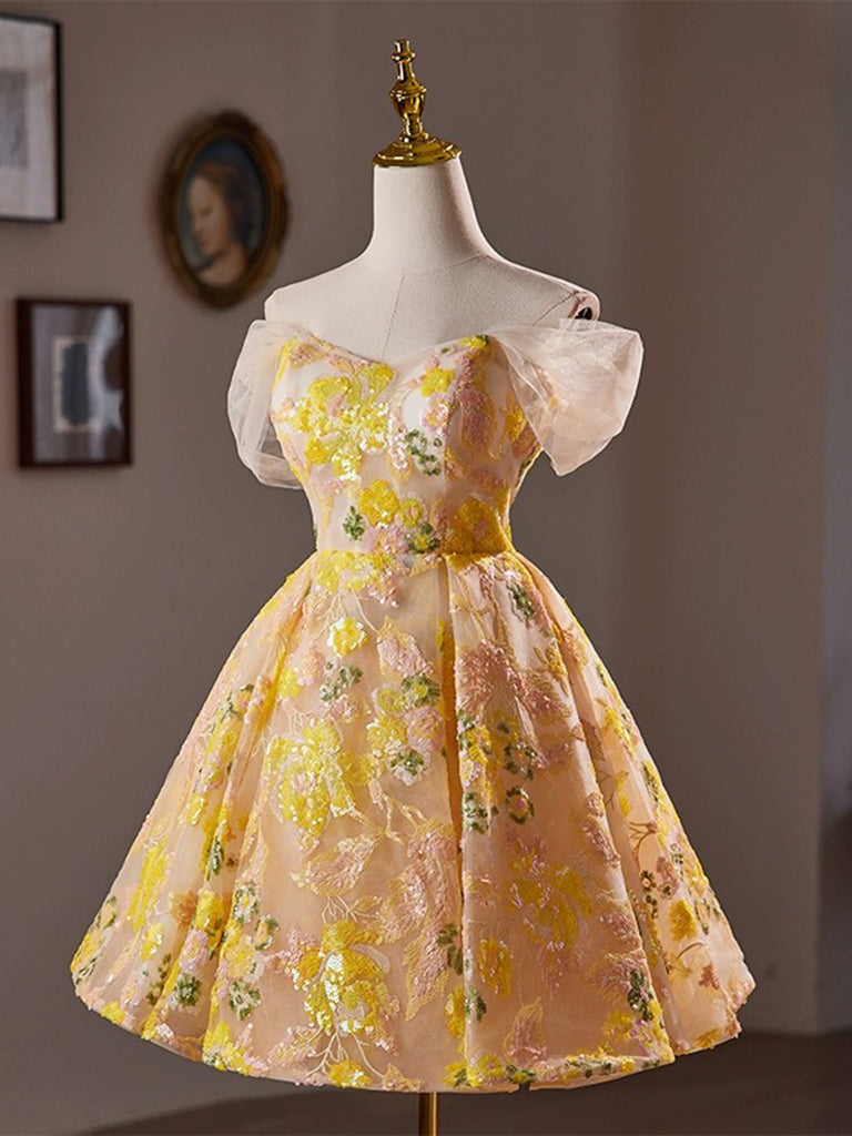 Elegant A-Line Off Shoulder Tulle Lace Short Prom Dress in Yellow - Perfect for Homecoming, Prom Night & Special Occasions
