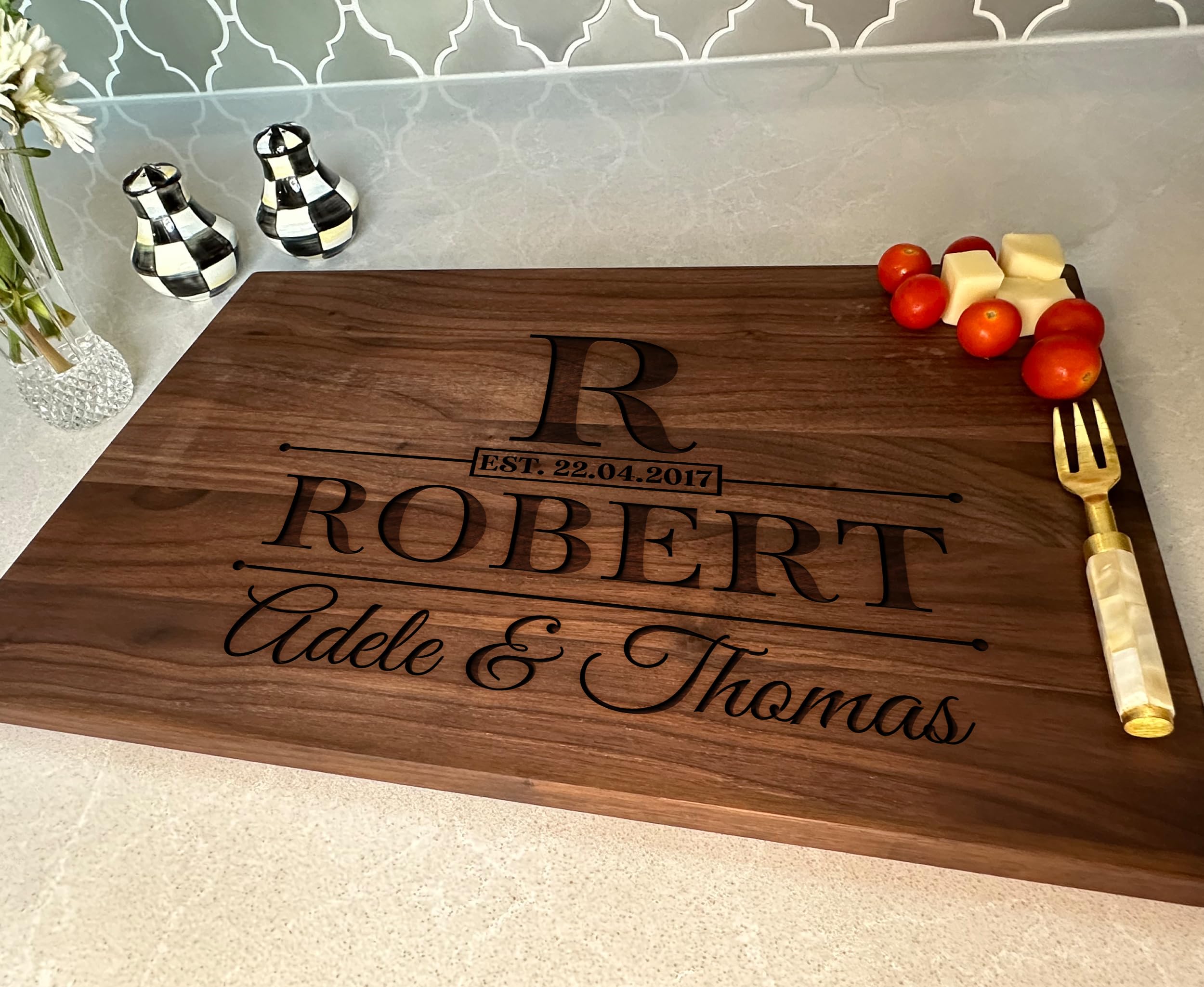 Custom Engraved Mr & Mrs Cutting Board - Personalized Wedding Gift for Couples, Walnut Wood Housewarming Present - Perfect for Anniversaries, Bridal Showers & Newlywed Kitchens