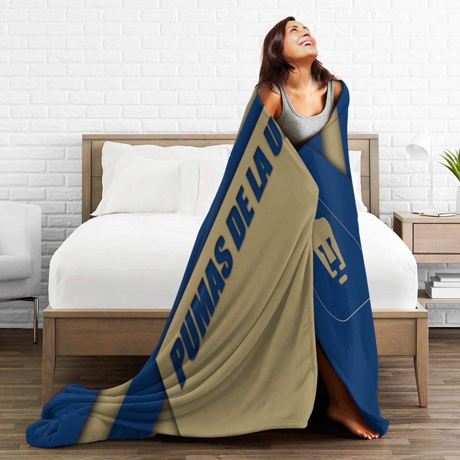 Club Universidad Nacional Flannel Fleece Blanket - Ultra Soft Micro Fleece Throw Blanket for Bed, Couch & Travel - Cozy Blanket for Movies, Living Room & Outdoor Camping