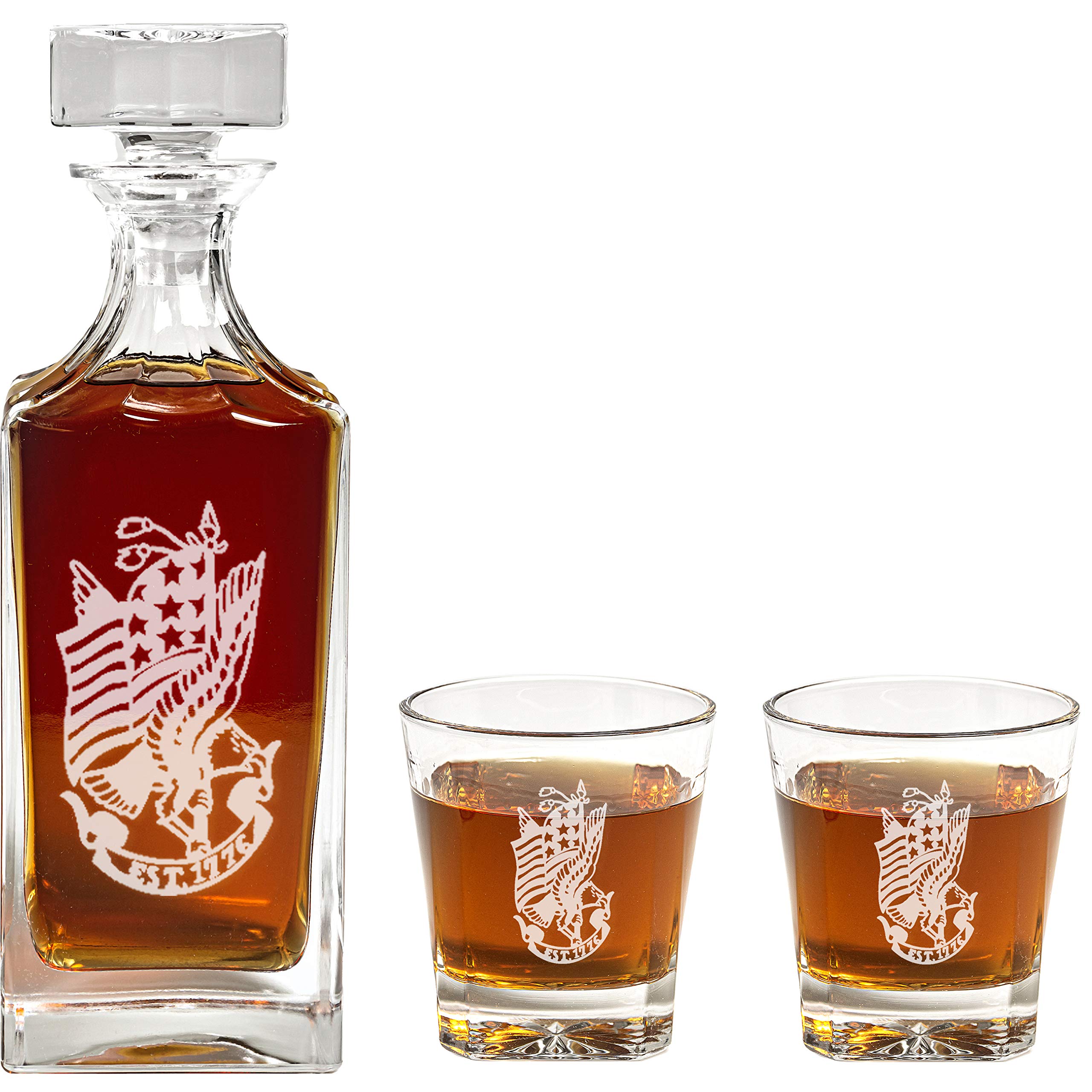 American Pride Decanter Set - 900ml Engraved Glass Decanter with Patriotic Eagle Emblem - Perfect Retirement Gift, Promotion Present & Military Appreciation Gift for Men & Women - Ideal for Whiskey, Bourbon & Wine Lovers at Home Bars & Special Occasions