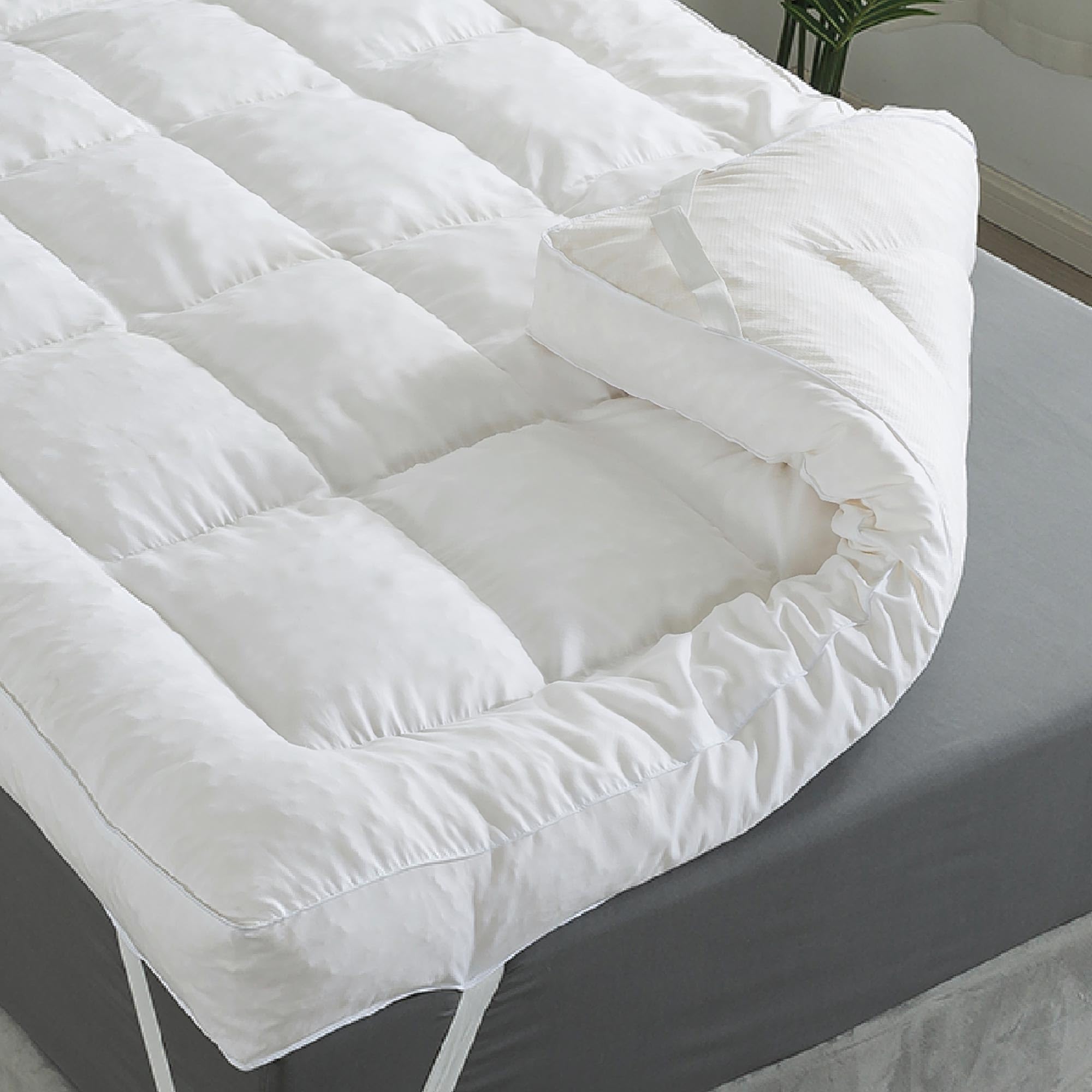5 Inch Memory Foam Mattress Topper Queen Size - Breathable 100% Cotton Cover with Fluffy Shredded Memory Foam, Anti-Slip Bottom & 4 Anchor Elastic Bands (80x60x5 Inch) - Perfect for Back Pain Relief, Guest Beds & Enhancing Sleep Comfort
