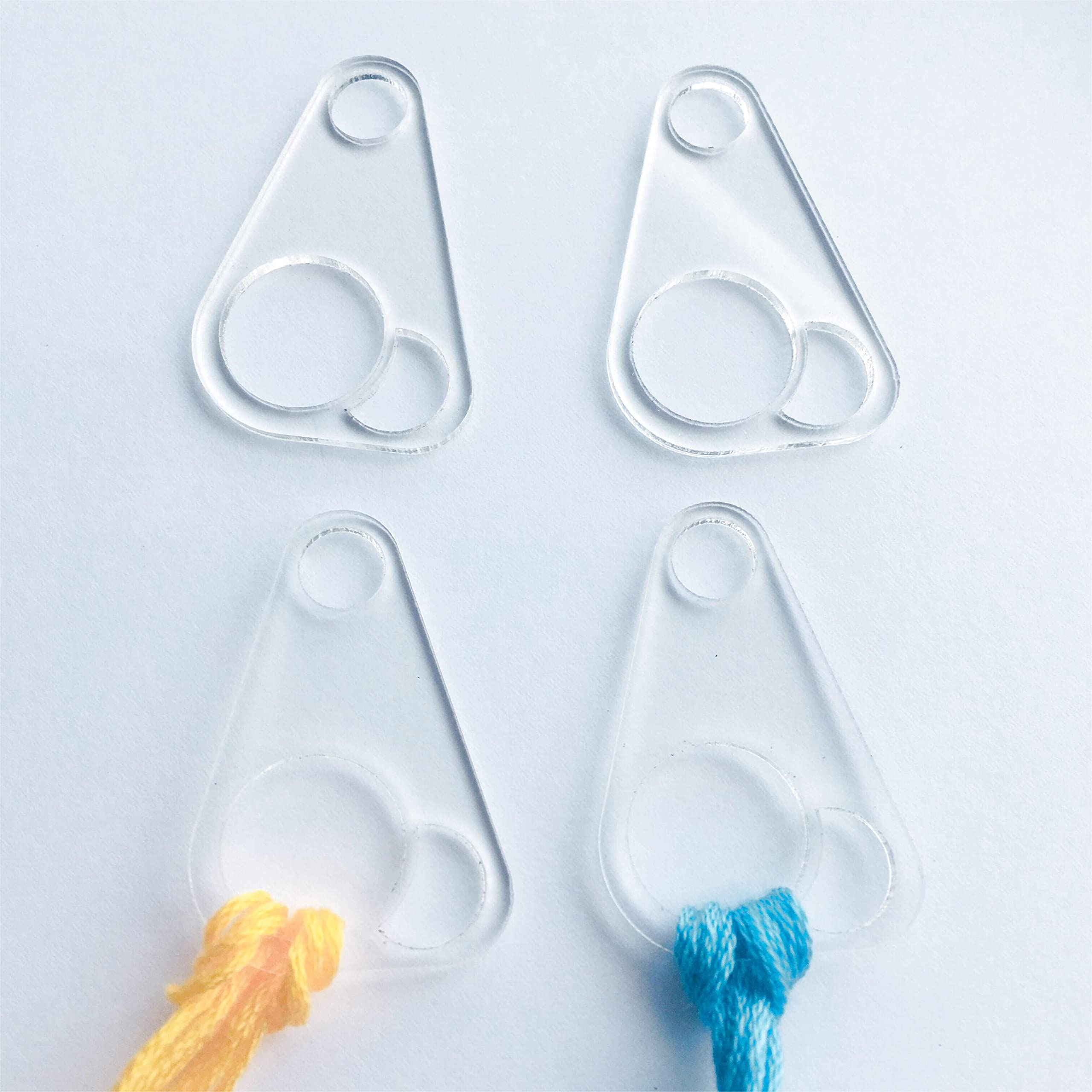 20-Piece Clear Acrylic Floss Drops for Embroidery Thread Organization - Durable Floss Chips for Crafting, Cross Stitch & DIY Projects - Perfect for Needlework Storage and Display