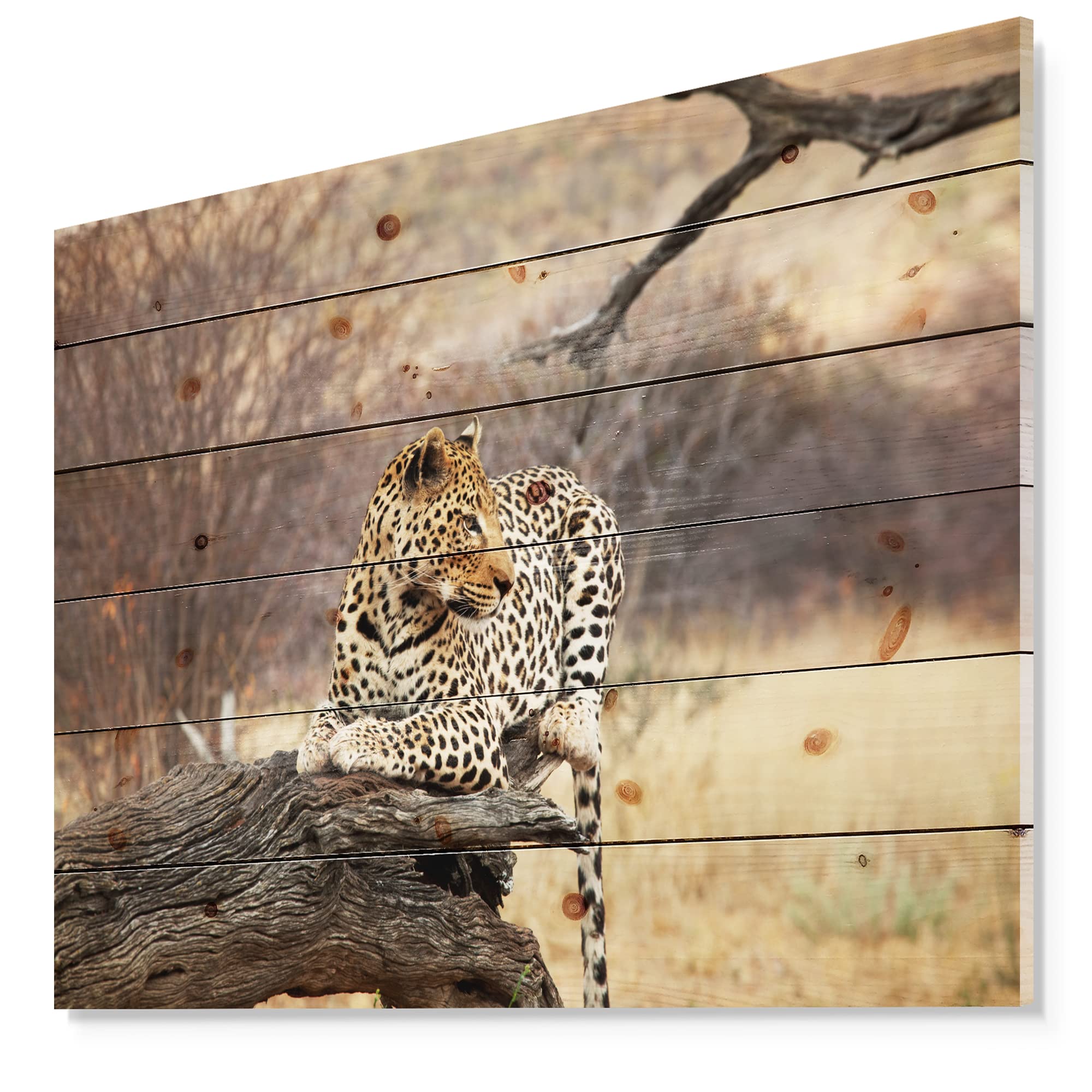 DesignQ Leopard on Tree Trunk Wood Wall Art - Handcrafted Brown Animal Wall Decor, Large Natural Pine Wood Panel with Wildlife Print - Perfect for Living Room, Bedroom or Cabin Decor