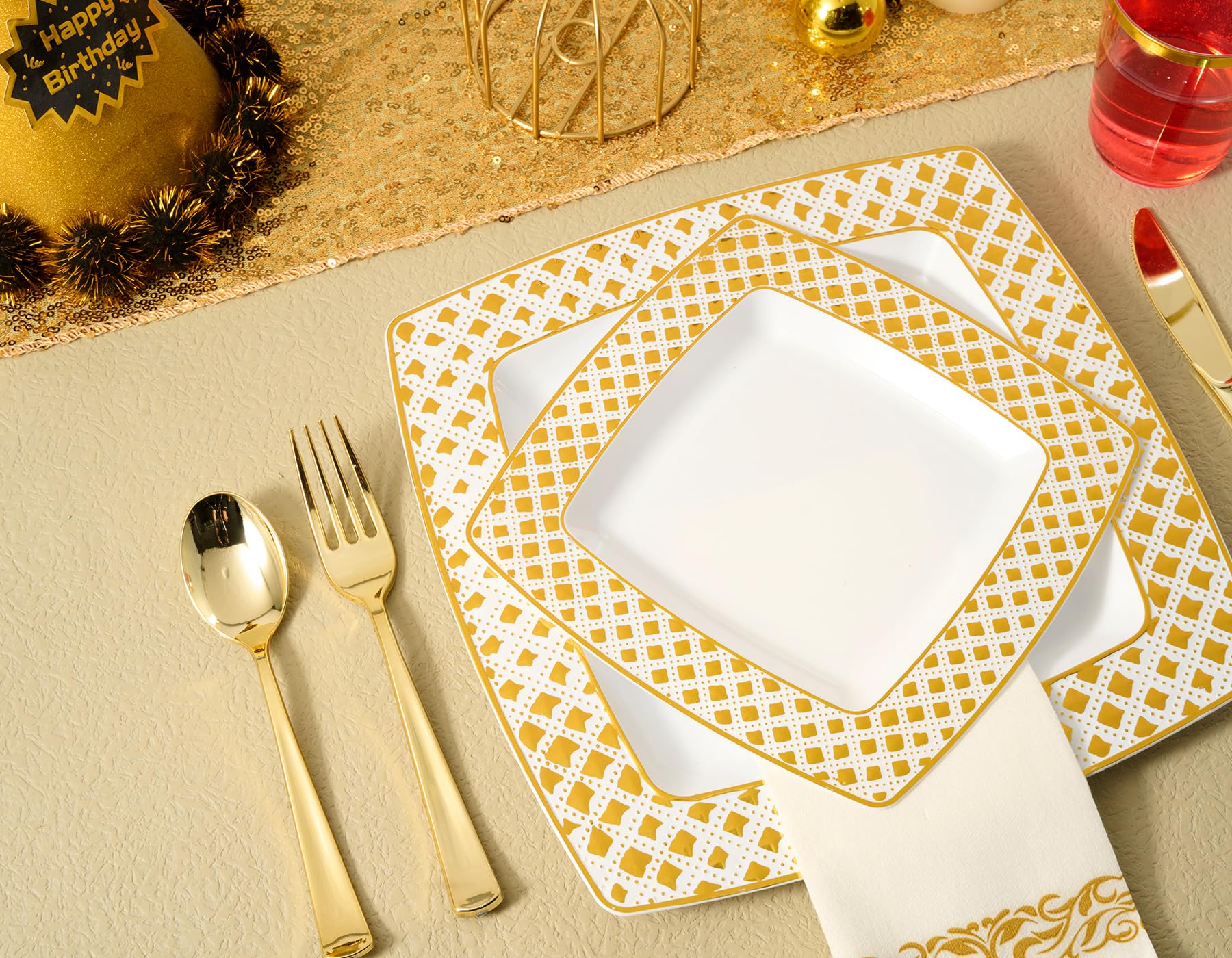 FOCUSLINE 175-Piece Gold Disposable Dinnerware Set for 25 Guests - Elegant Square Plastic Plates with Diamond Design - Includes 25 Dinner Plates, 25 Dessert Plates, 25 Napkins, 25 Cups & 25-Piece Silverware Set - Perfect for Weddings, Parties, Banquets & Special Events