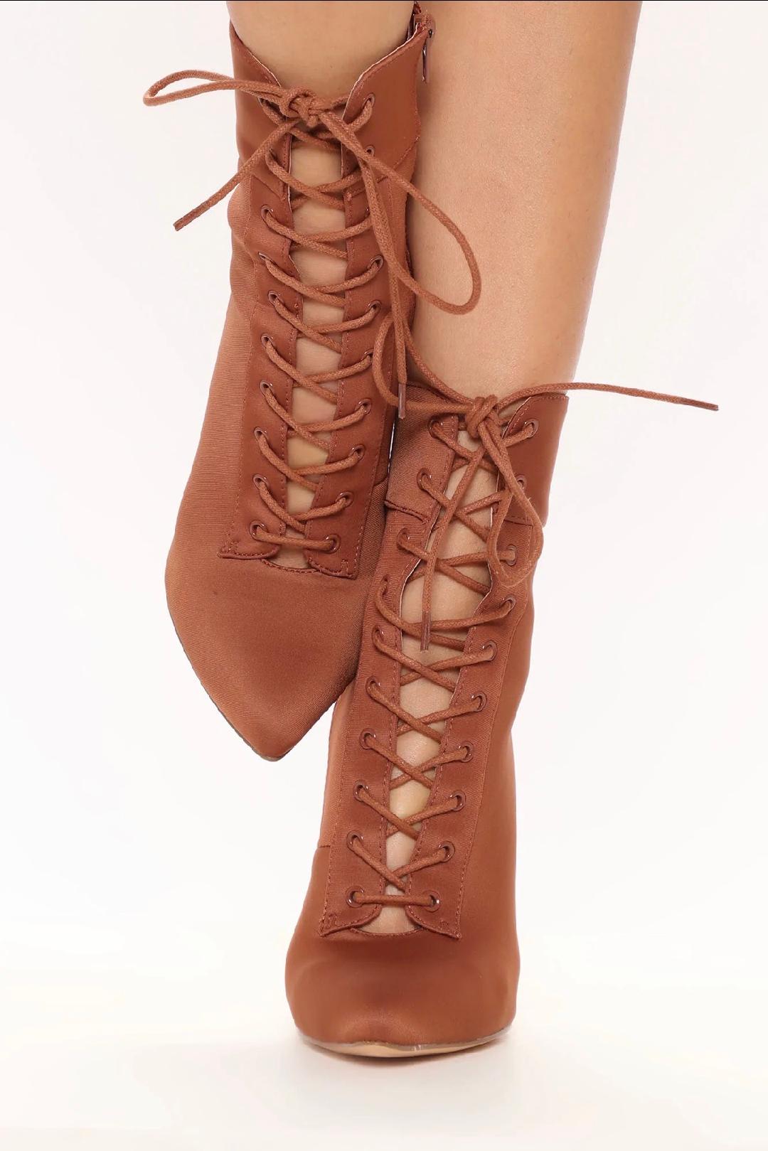 Kairi Booties for Women - Stylish & Comfortable Ankle Boots for Fall & Winter | Perfect for Casual Outfits, Work & Date Nights