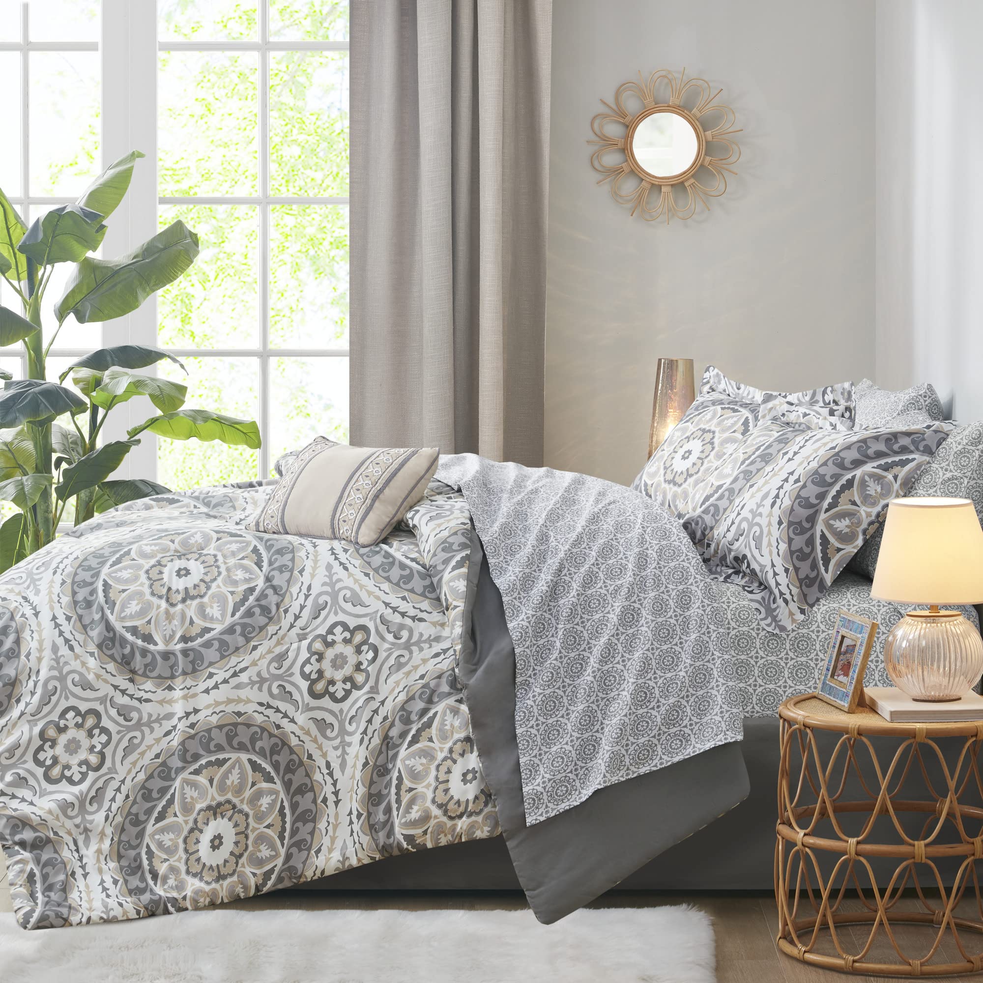 Madison Park Essentials Serenity 9-Piece Queen Bed in a Bag Comforter Set - Medallion Damask Design, All-Season Cotton Bedding with Sheet Set & Bedskirt (90