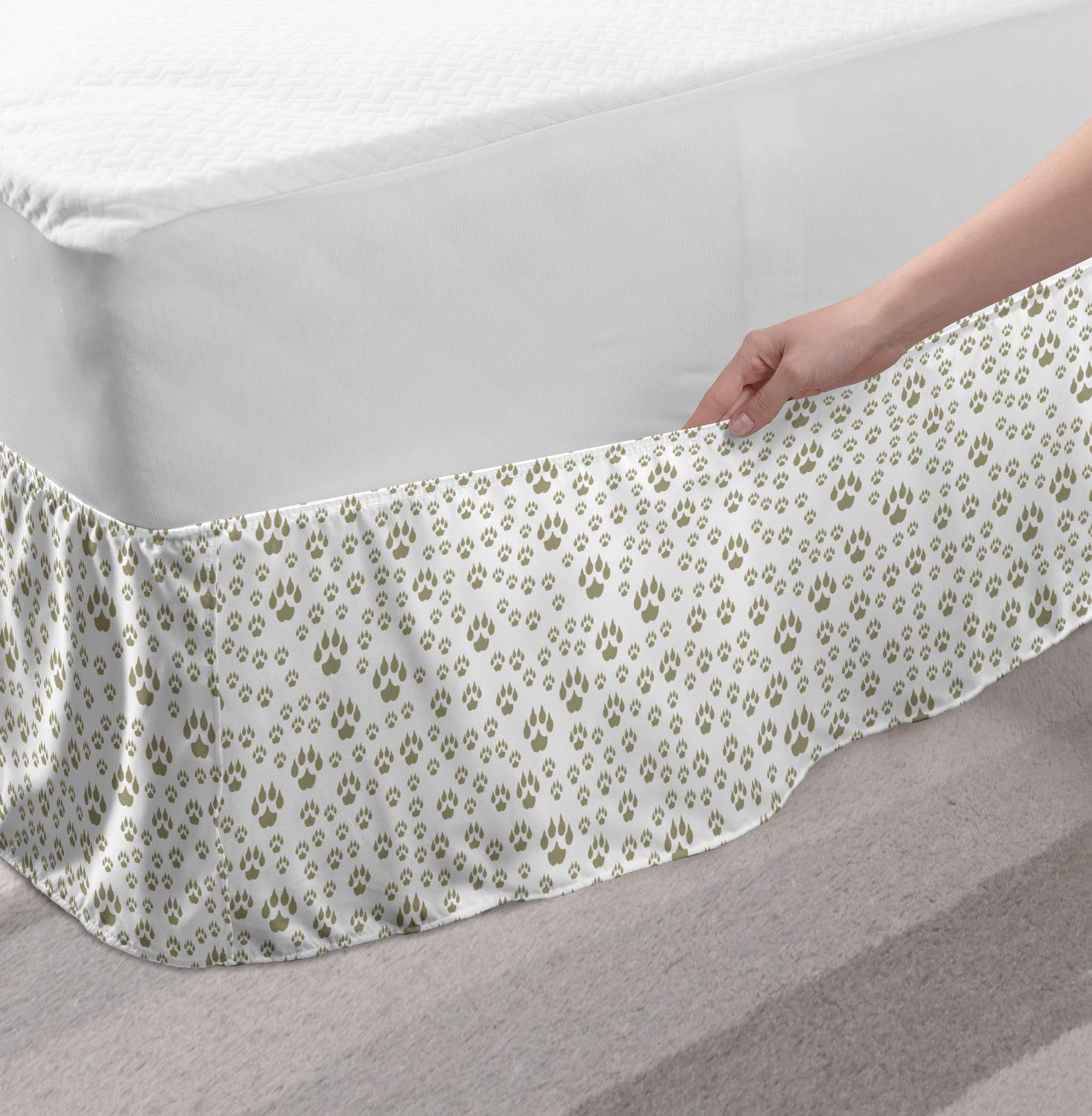 Ambesonne Animal Print Bed Skirt - Wildlife Paw Prints Pet Friendly Design with Elastic Wrap Around for Queen Size Beds - White & Dark Eggshell Bedroom Decor for Cozy Home Styling