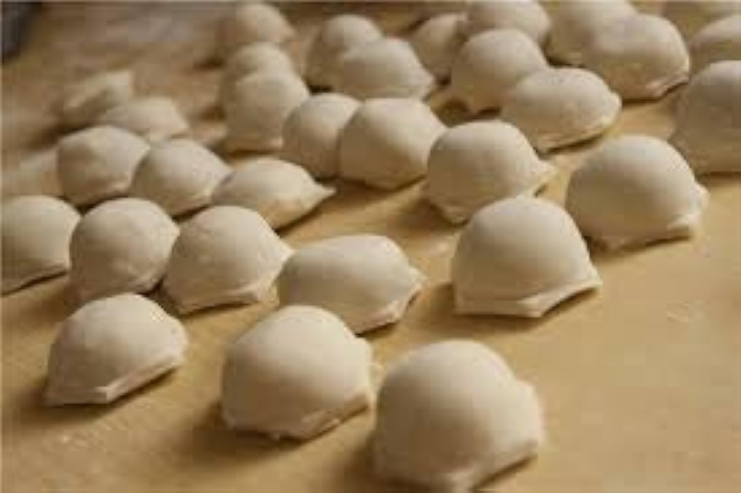 Russian Pelmeni Maker - 37 Dumpling Aluminum Mold for Homemade Russian Dumplings | Perfect for Family Cooking, Parties & Traditional Russian Cuisine