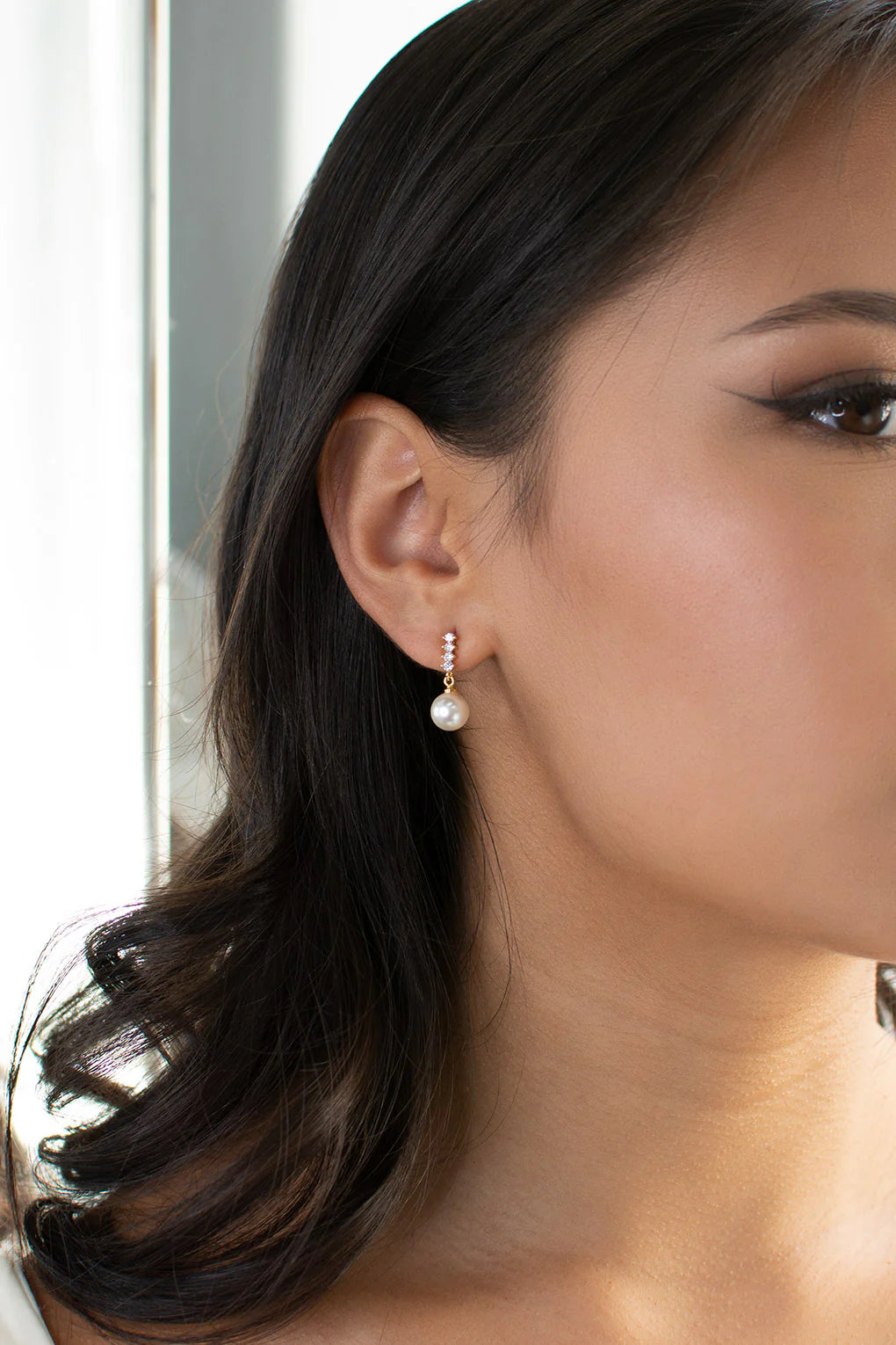 Cynthia Simple Classic Pearl Drop Bridal Earrings – Elegant Wedding Jewelry for Brides, Bridesmaids & Formal Occasions | Perfect for Weddings, Prom & Special Events