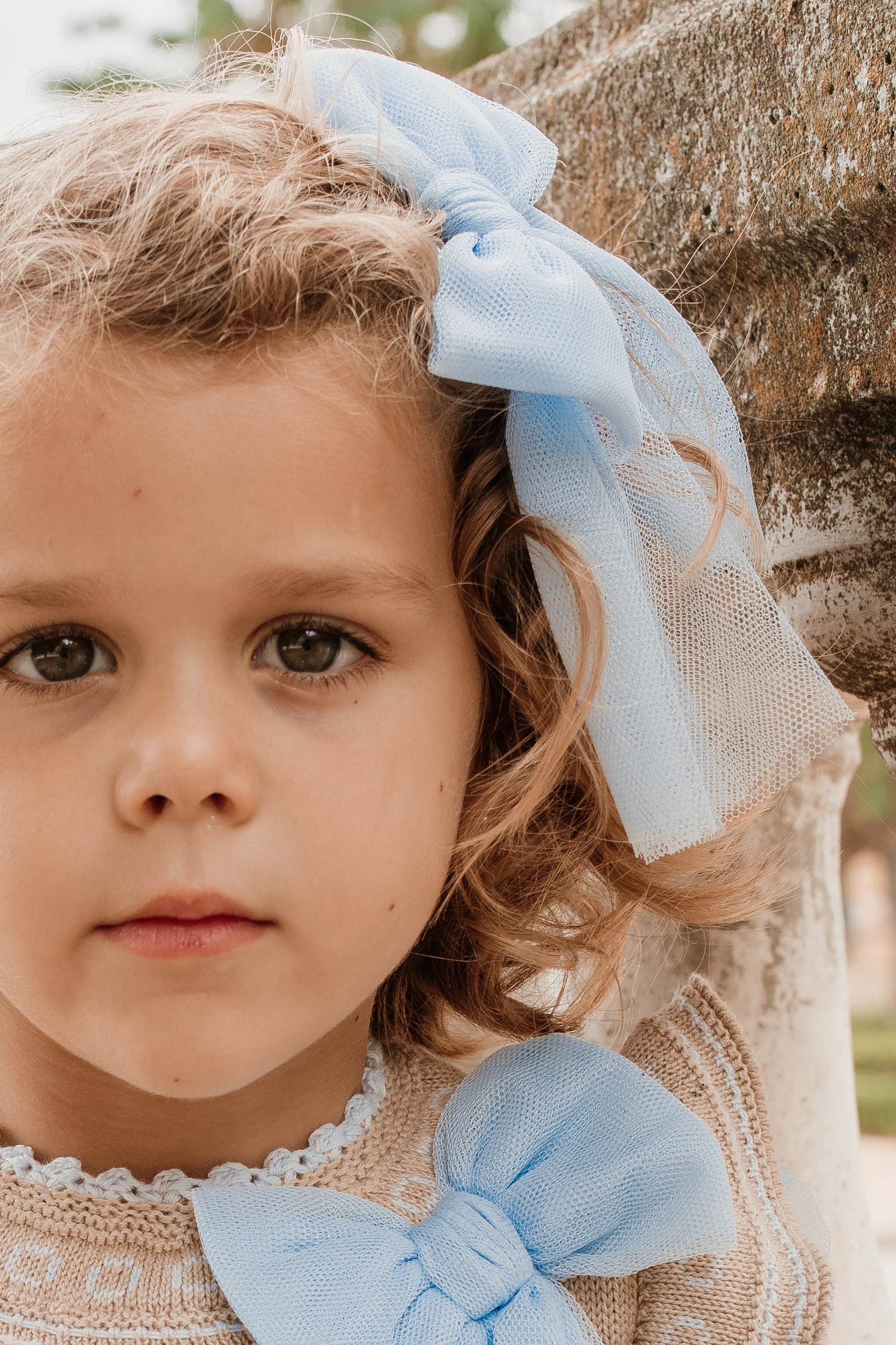 Elegant Large Tulle Hair Bow for Girls - Perfect for Weddings, Parties & Special Occasions - Hair Accessories for Kids & Teens