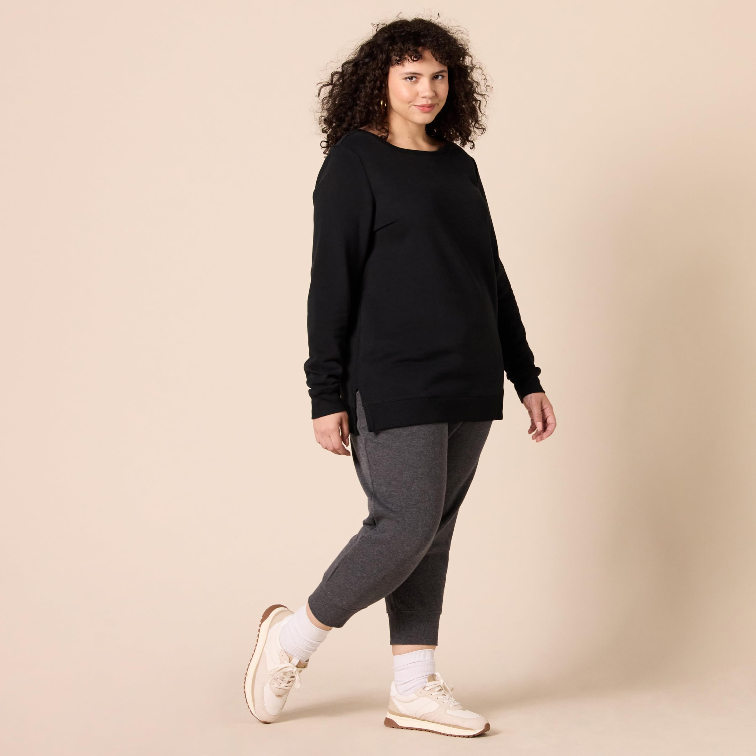 Amazon Essentials Women's Open-Neck Fleece Tunic Sweatshirt - Soft Casual Pullover Top for Lounge, Work & Everyday Wear