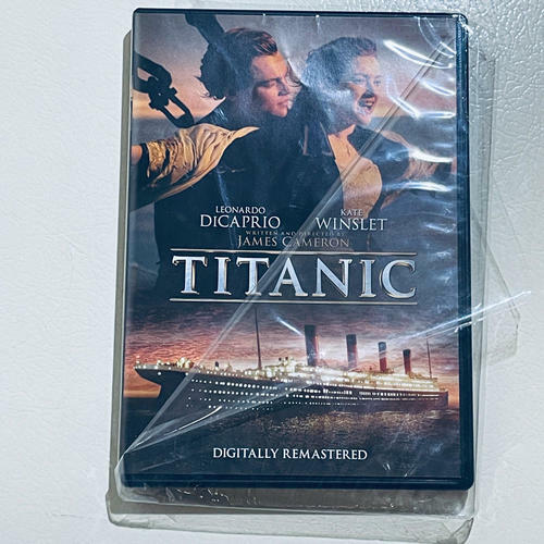 Titanic (Digitally Remastered) - Classic Romance Movie for Date Night & Family Movie Evenings