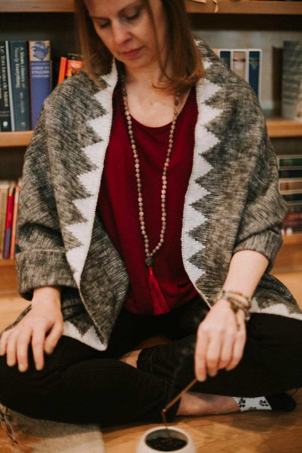 Authentic Himalayan Cashmere Shawl Wrap - Classic Gray for Women & Men - Perfect for Winter, Travel, and Gift Giving