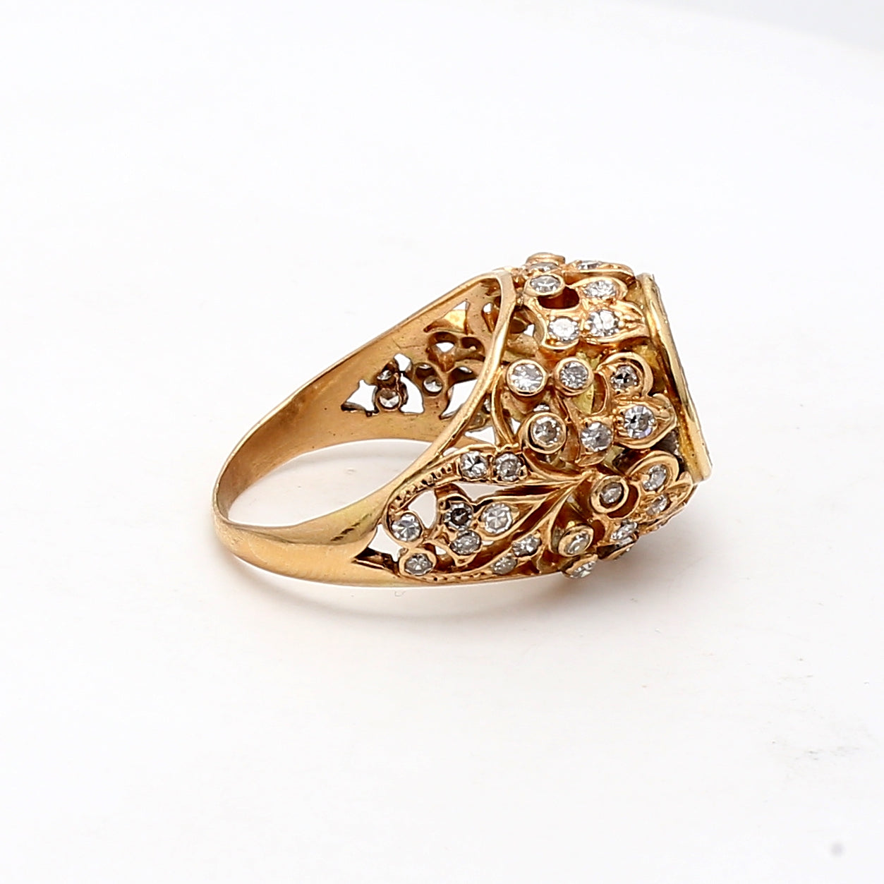 0.80 Carat Round Brilliant I SI1 Diamond 18K Two-Tone Gold Semi Mount Engagement Ring - Perfect for Proposals, Weddings & Anniversary Gifts
