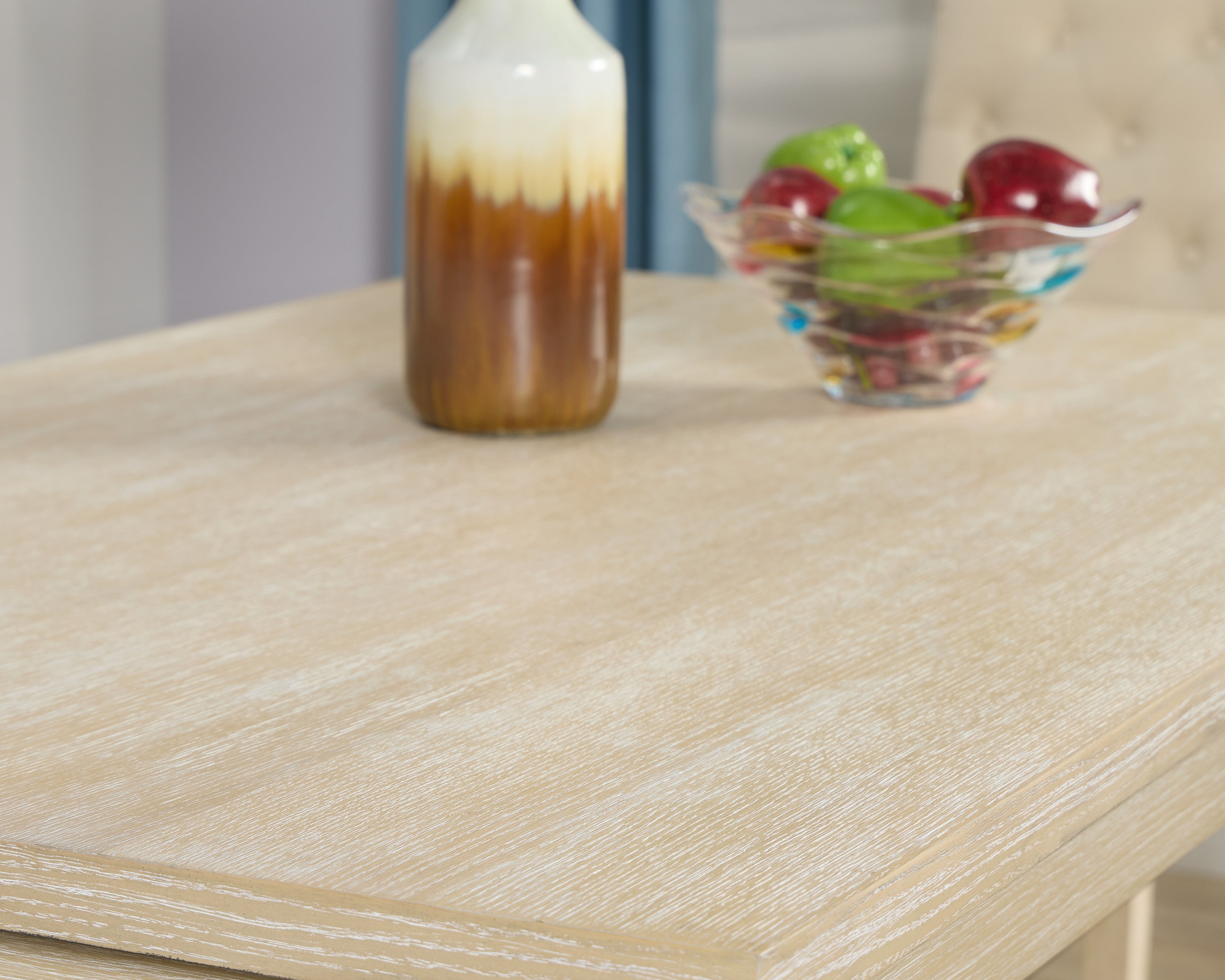 Roundhill Furniture Amonia Urban Style Wired Wood Turned Leg Dining Table - 42 Inch Modern Farmhouse Kitchen Table with Washed White Finish - Perfect for Small Space Dining Rooms & Breakfast Nooks