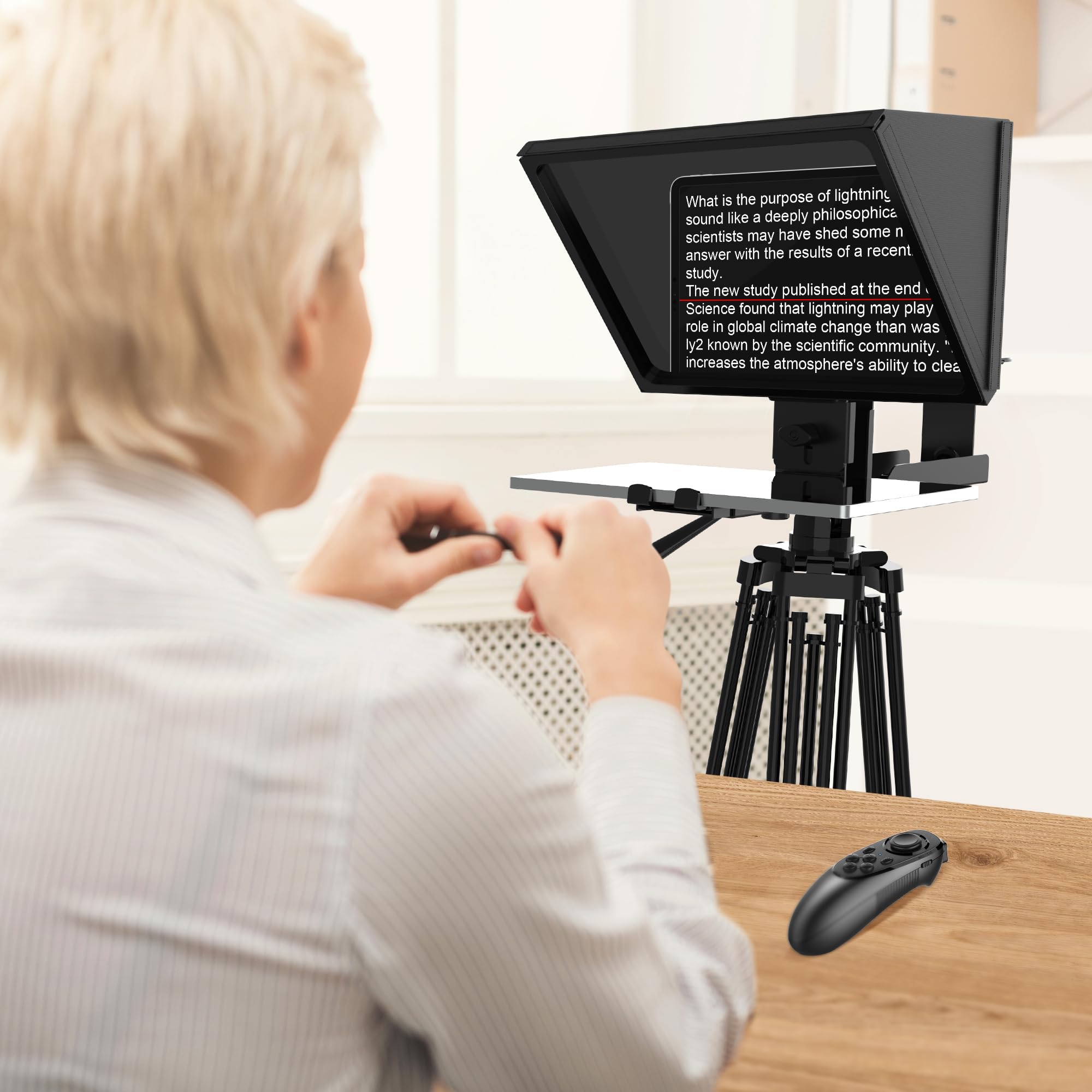 14 Inch Professional Teleprompter for Camera - iPad Compatible (14