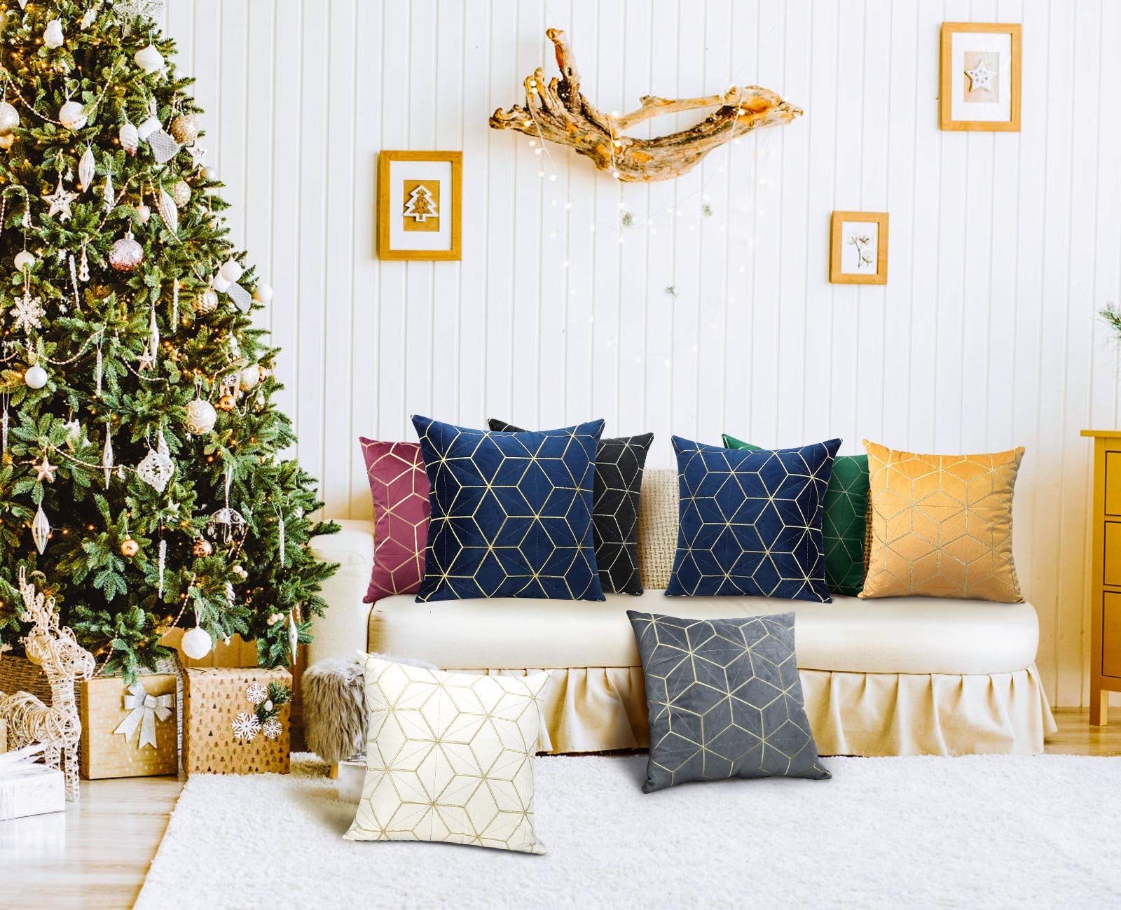 Lewondr Golden Embroidery Velvet Throw Pillow Covers (2 Pack) - Soft 18x18 Inch Square Cushion Cases with Diamond Pattern for Sofa, Bed & Car - Navy Blue Luxury Home Decor Accent Pillows