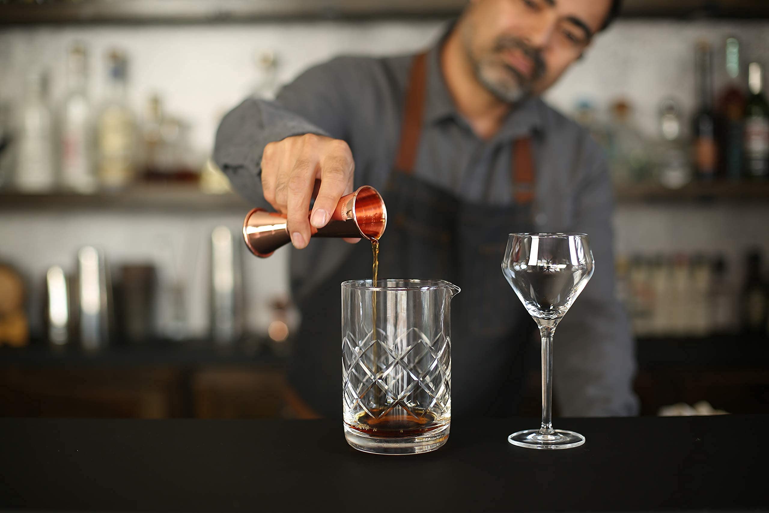 Premium Cocktail Kit with Julep Strainer & Mixing Glass – Professional Bar Tools for Home Mixology, Cocktail Parties & Bartending Gifts