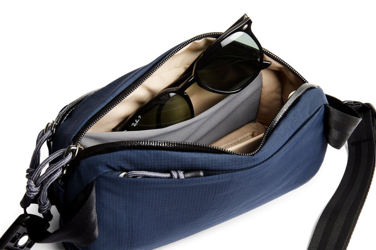 Bellroy Venture Ready Sling 2.5L Crossbody Bag - Lightweight & Water-Resistant Travel Pack for Men & Women - Perfect for Hiking, Commuting & Everyday Carry