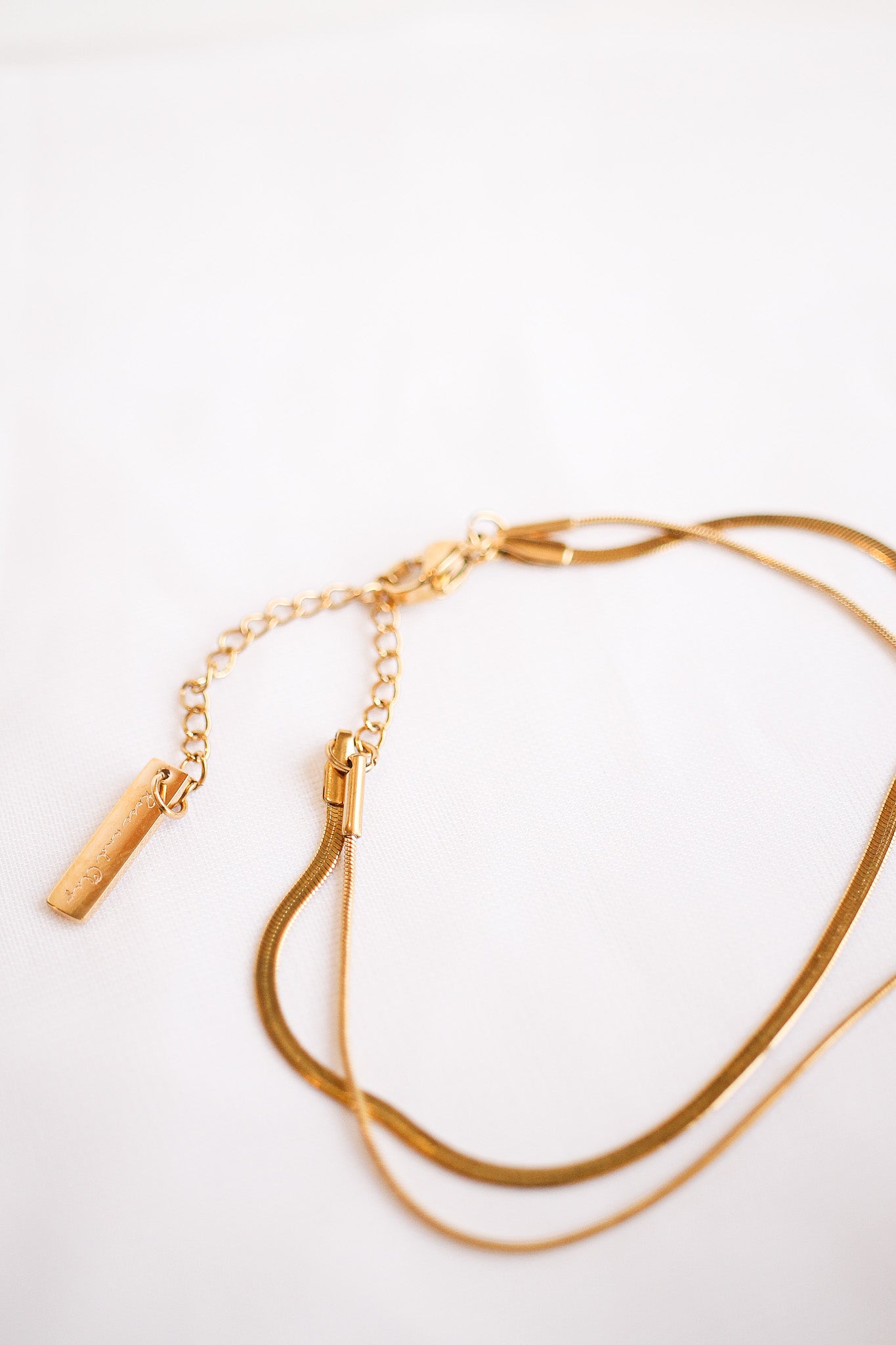 Back Bay Gold Bracelet for Women - Elegant & Dainty Jewelry Gift for Birthday, Anniversary & Special Occasions