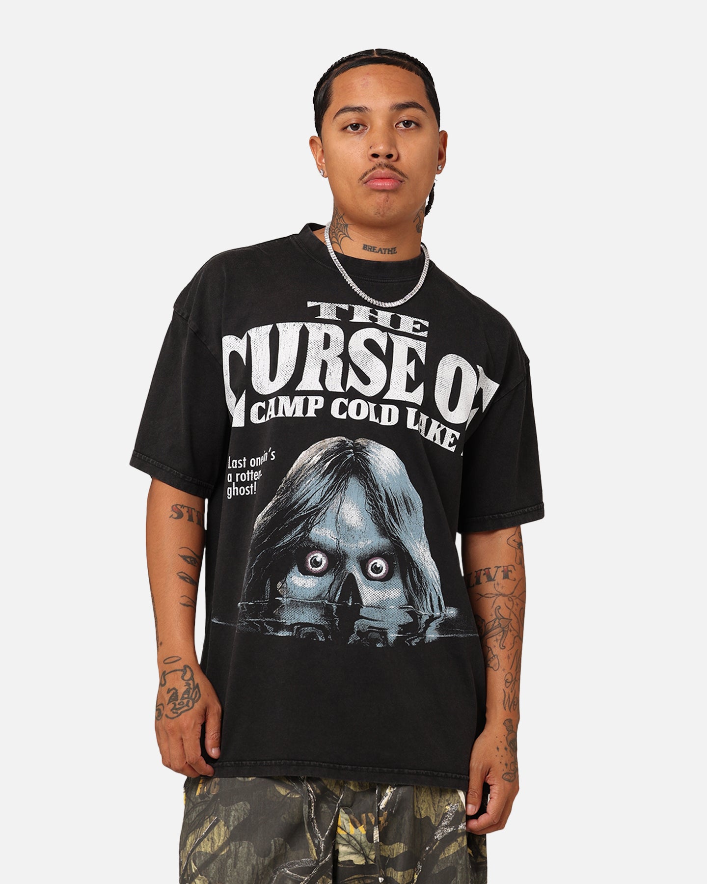 Vintage Goosebumps Cold Lake Graphic T-Shirt - American Thrift Style Black Wash Tee for Men & Women - Perfect for Casual Wear, Halloween Costumes, and Horror Movie Fans
