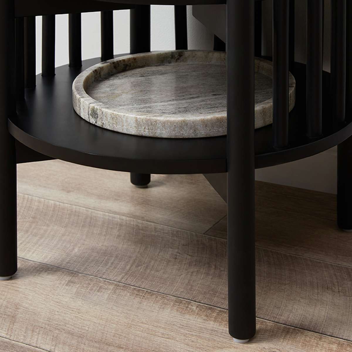 Akari Modern Side Table - Sleek Black End Table for Living Room, Bedroom & Office - Perfect for Small Spaces & Home Decor